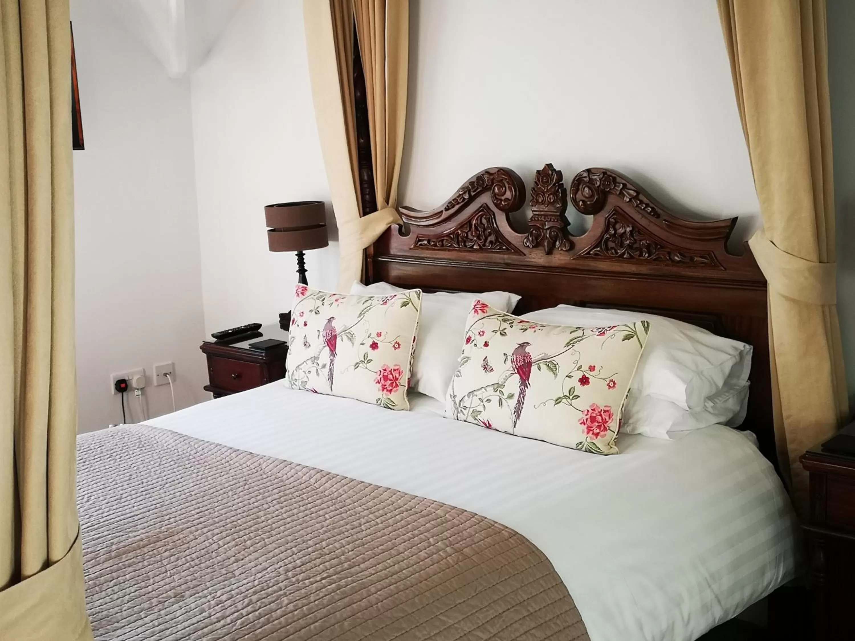 Bed in Aberconwy House B&B