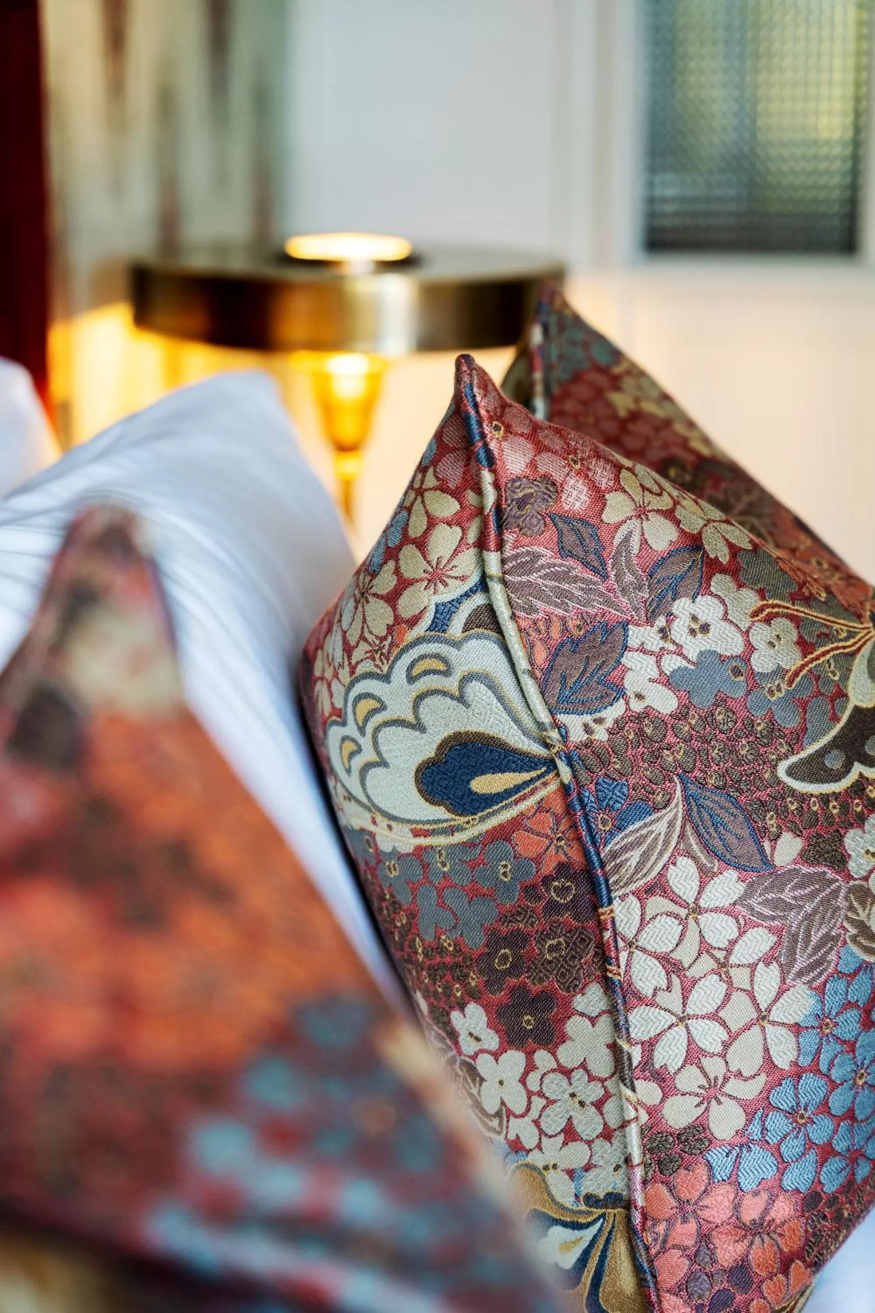 Bed in Portie Deluxe Suites by DA'HOME