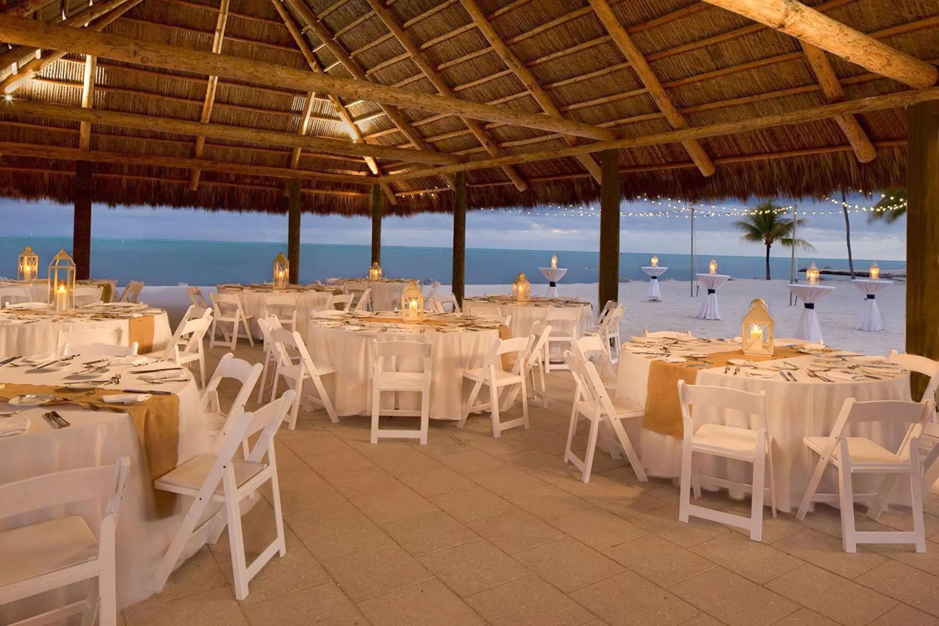 wedding, Restaurant/Places to Eat in Postcard Inn Beach Resort & Marina