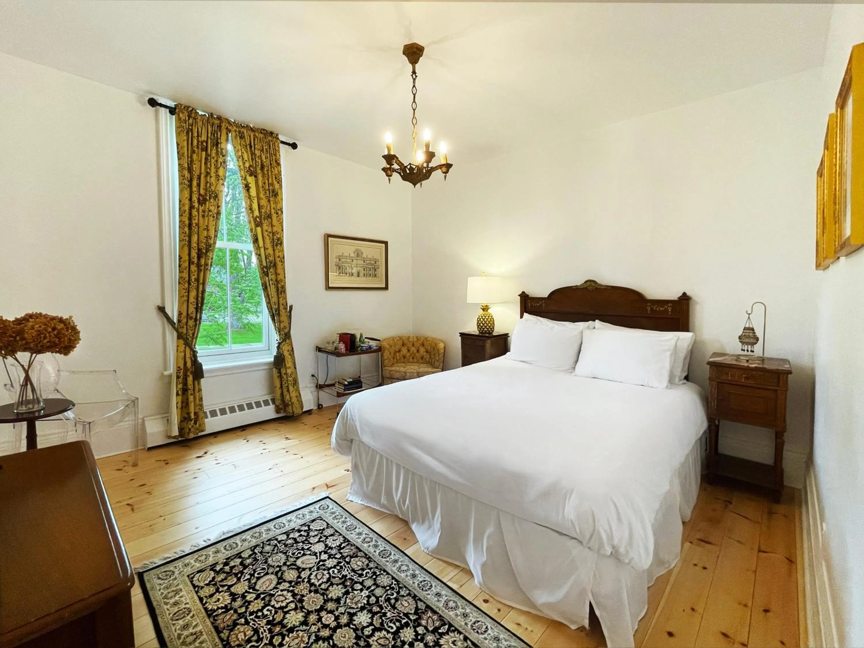 Bedroom, Bed in Merrill House