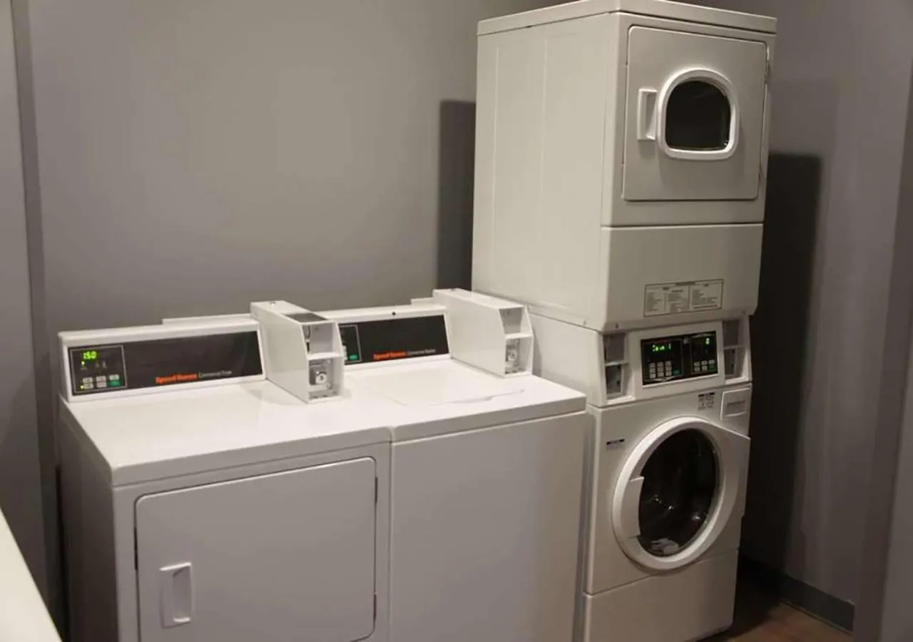 Area and facilities in La Quinta by Wyndham Perry