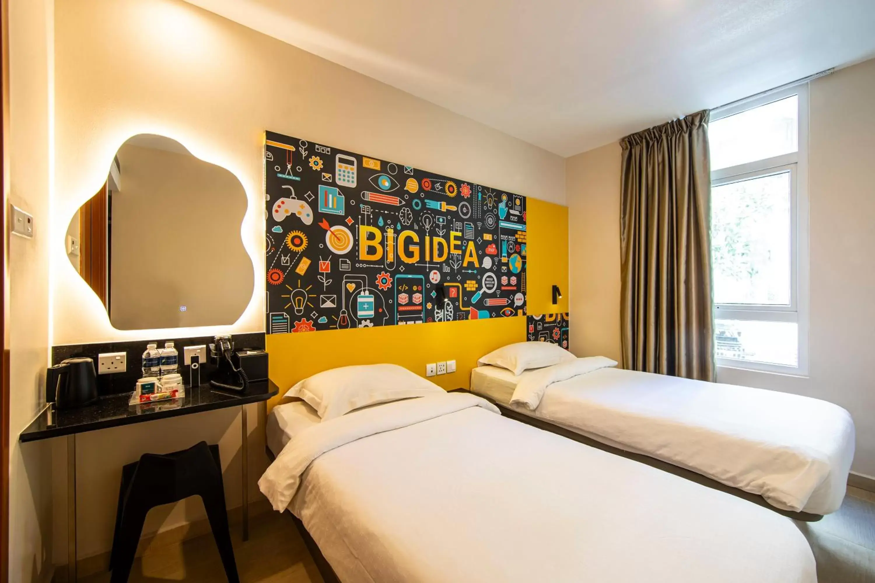 Superior Double or Twin Room in Fragrance Hotel - Oasis Superior Double or Twin Room in Fragrance Hotel - Oasis