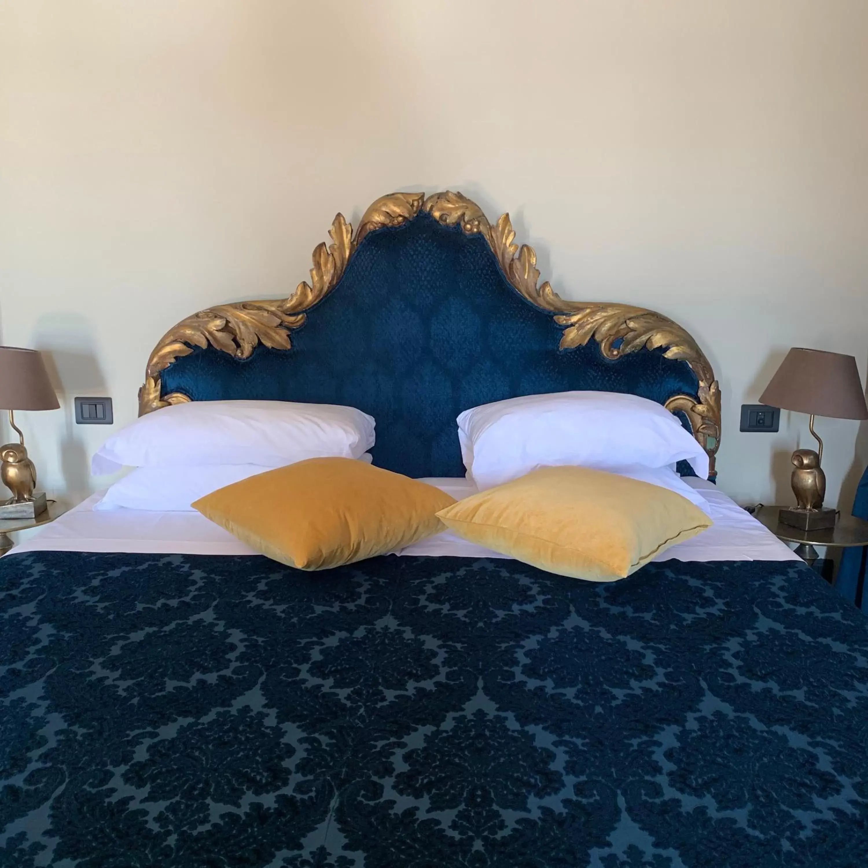 Bed in Hotel La Calcina