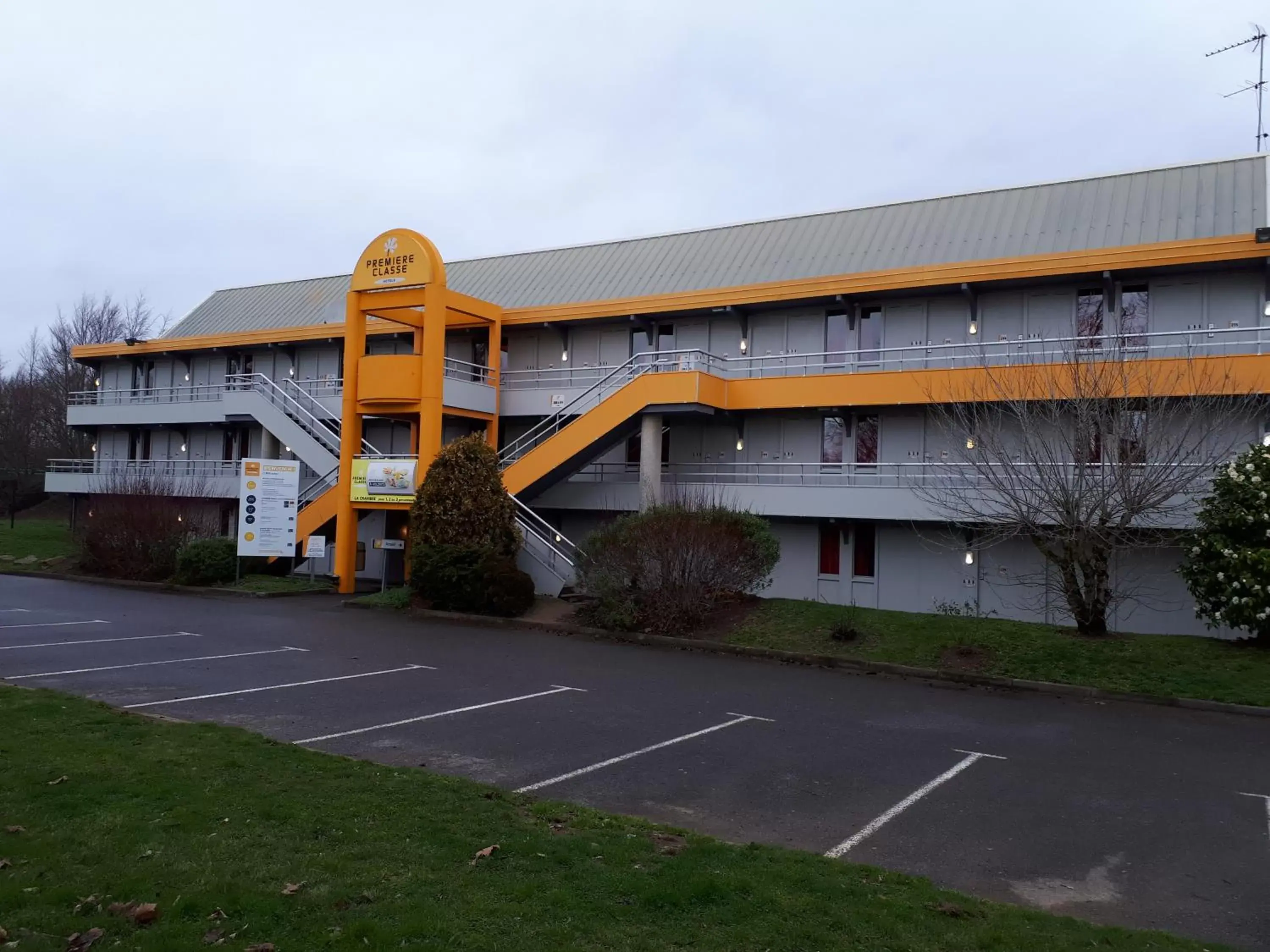 Facade/entrance, Property Building in Premiere Classe Vannes