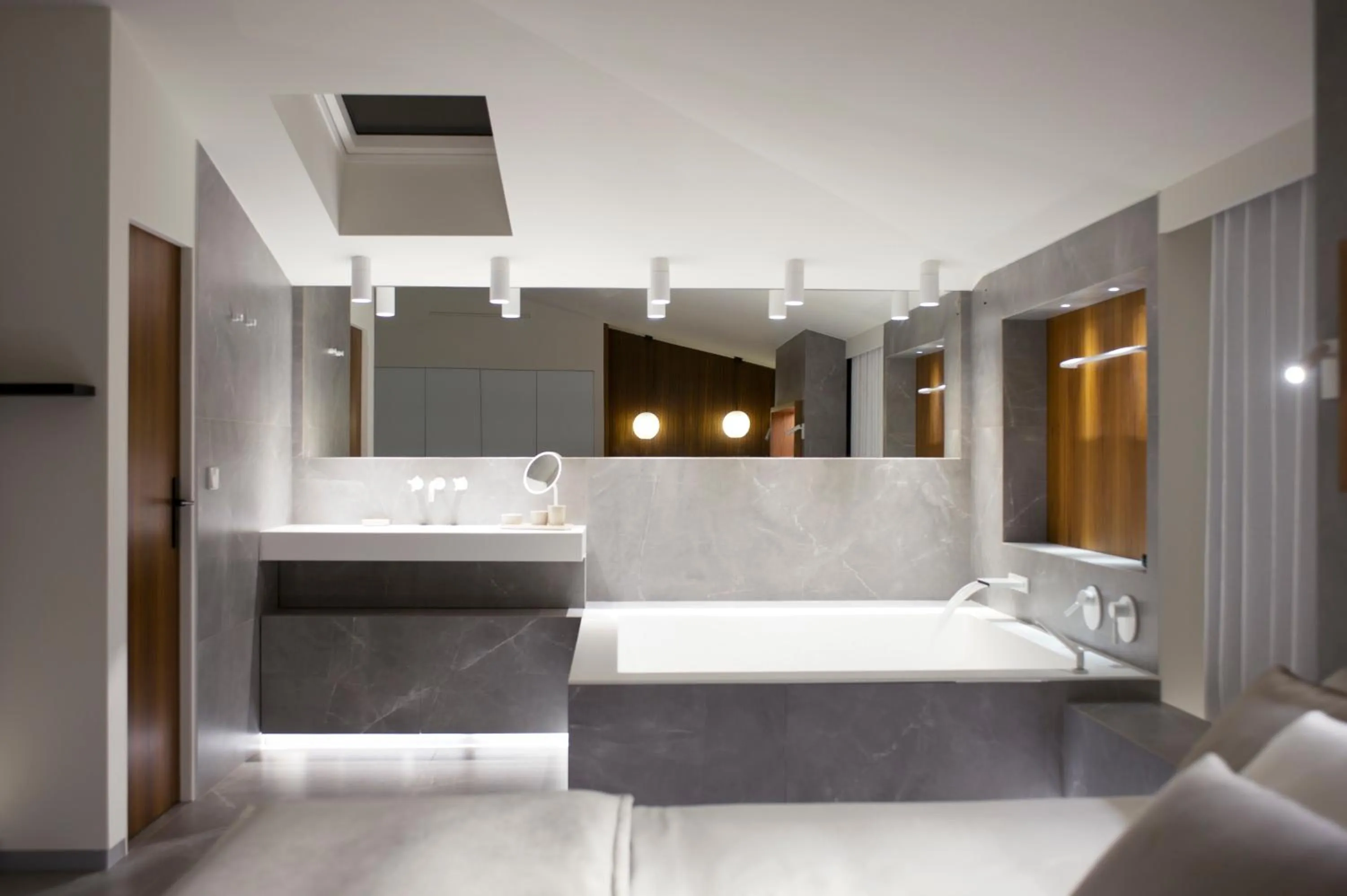 Bathroom, Bed in Hotel Centre Nautique