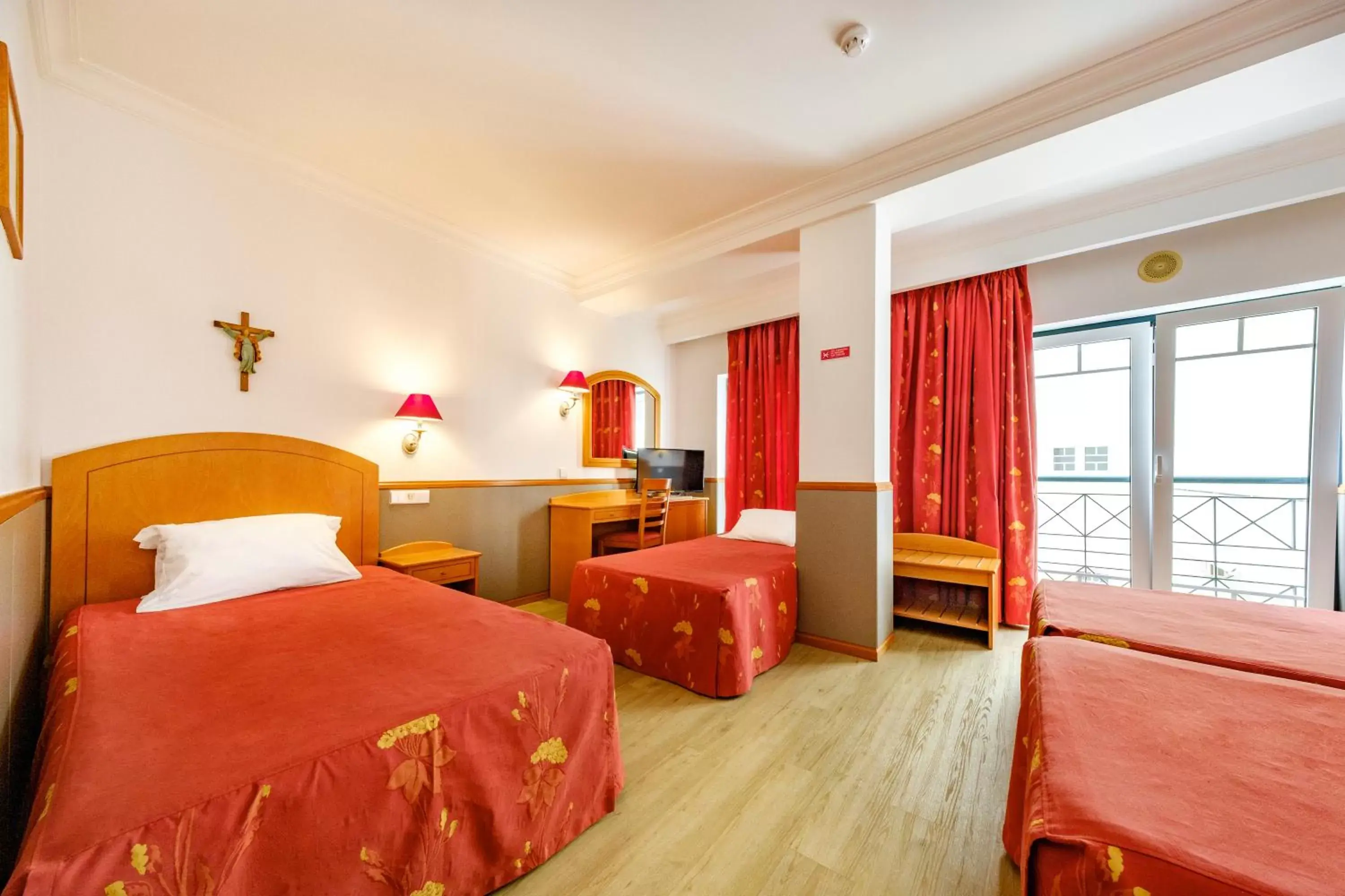 Bedroom, Bed in Hotel Santo Amaro