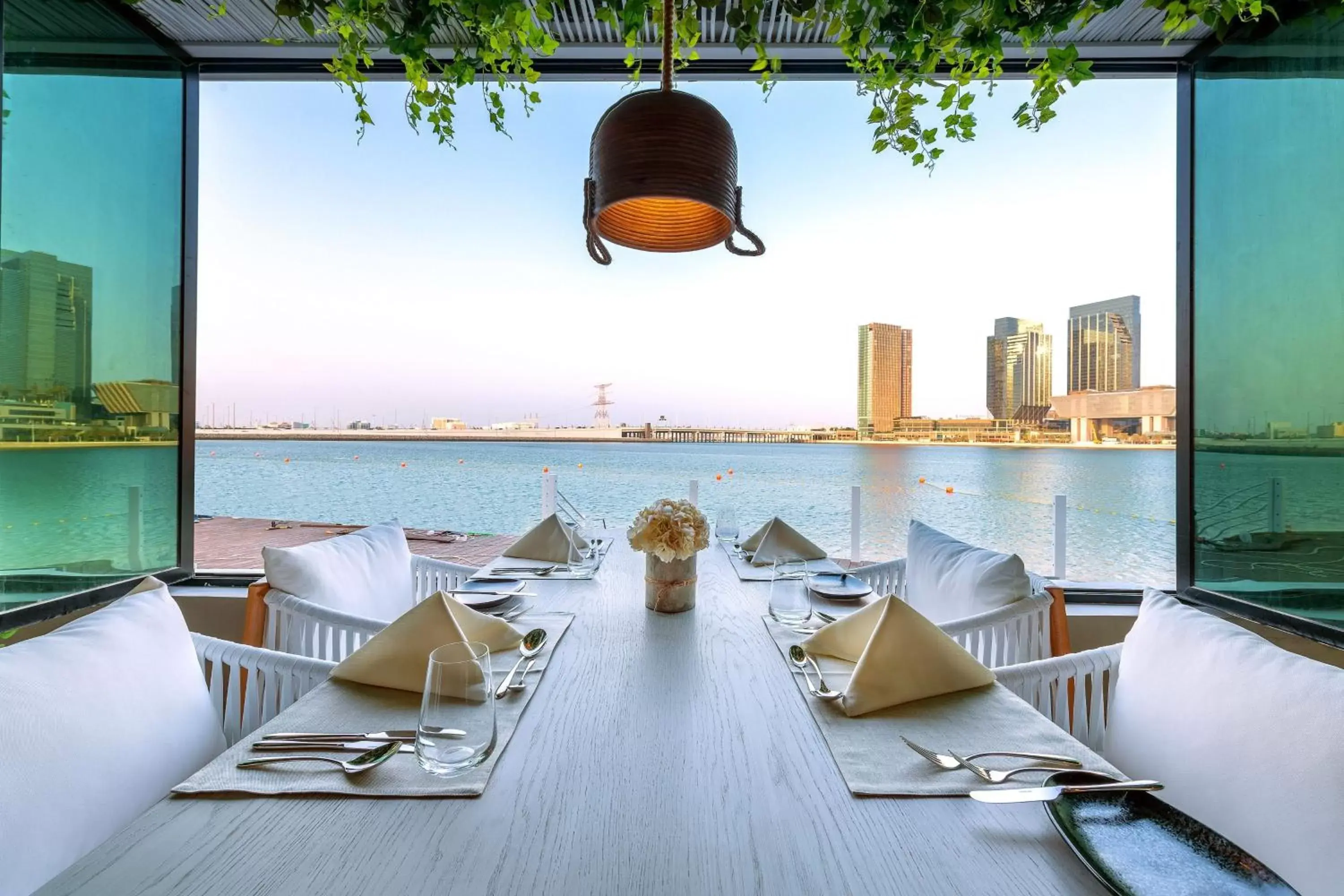 Restaurant/Places to Eat in Le Meridien Abu Dhabi