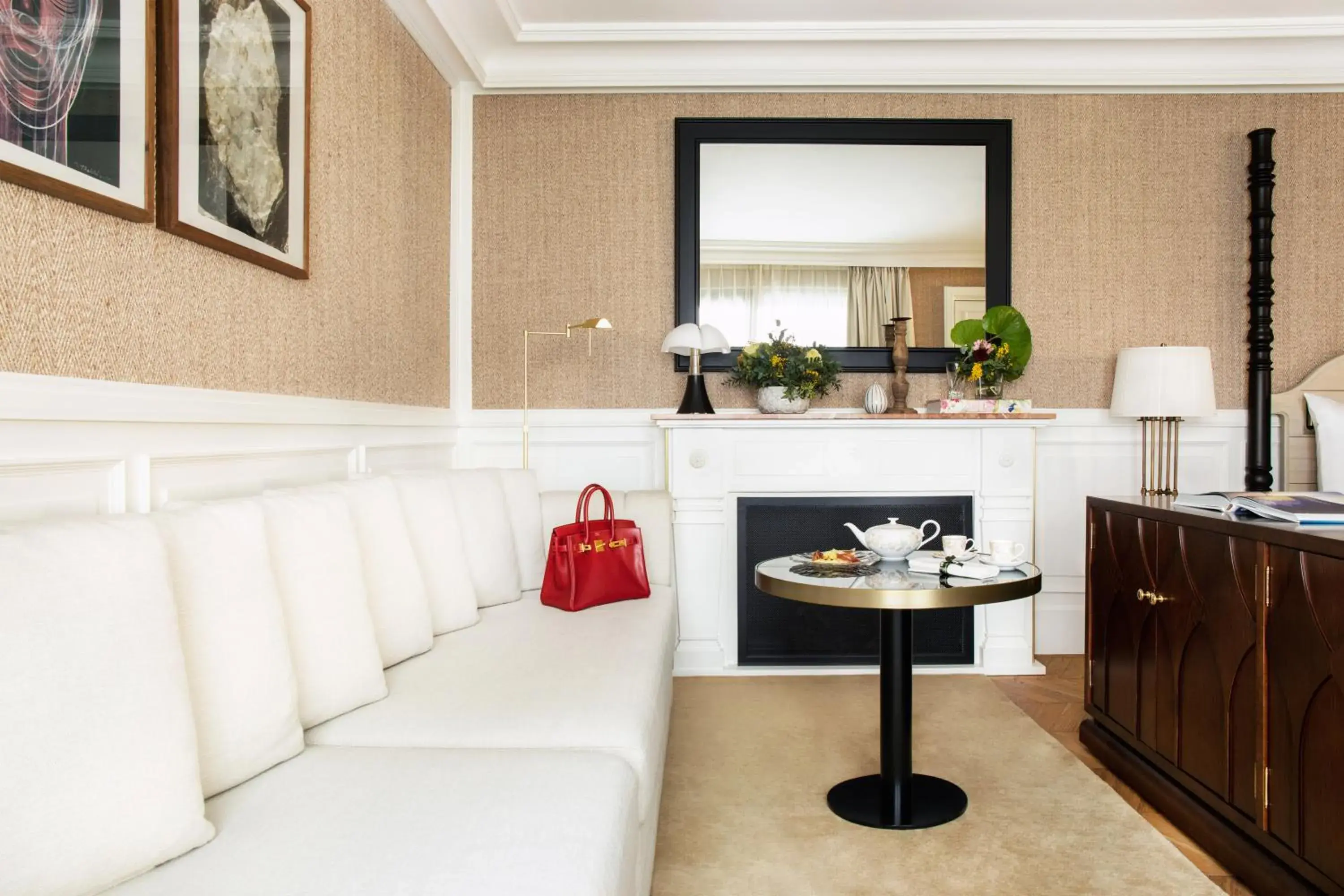 Coffee/tea facilities, Seating Area in BLESS Hotel Madrid - The Leading Hotels of the World
