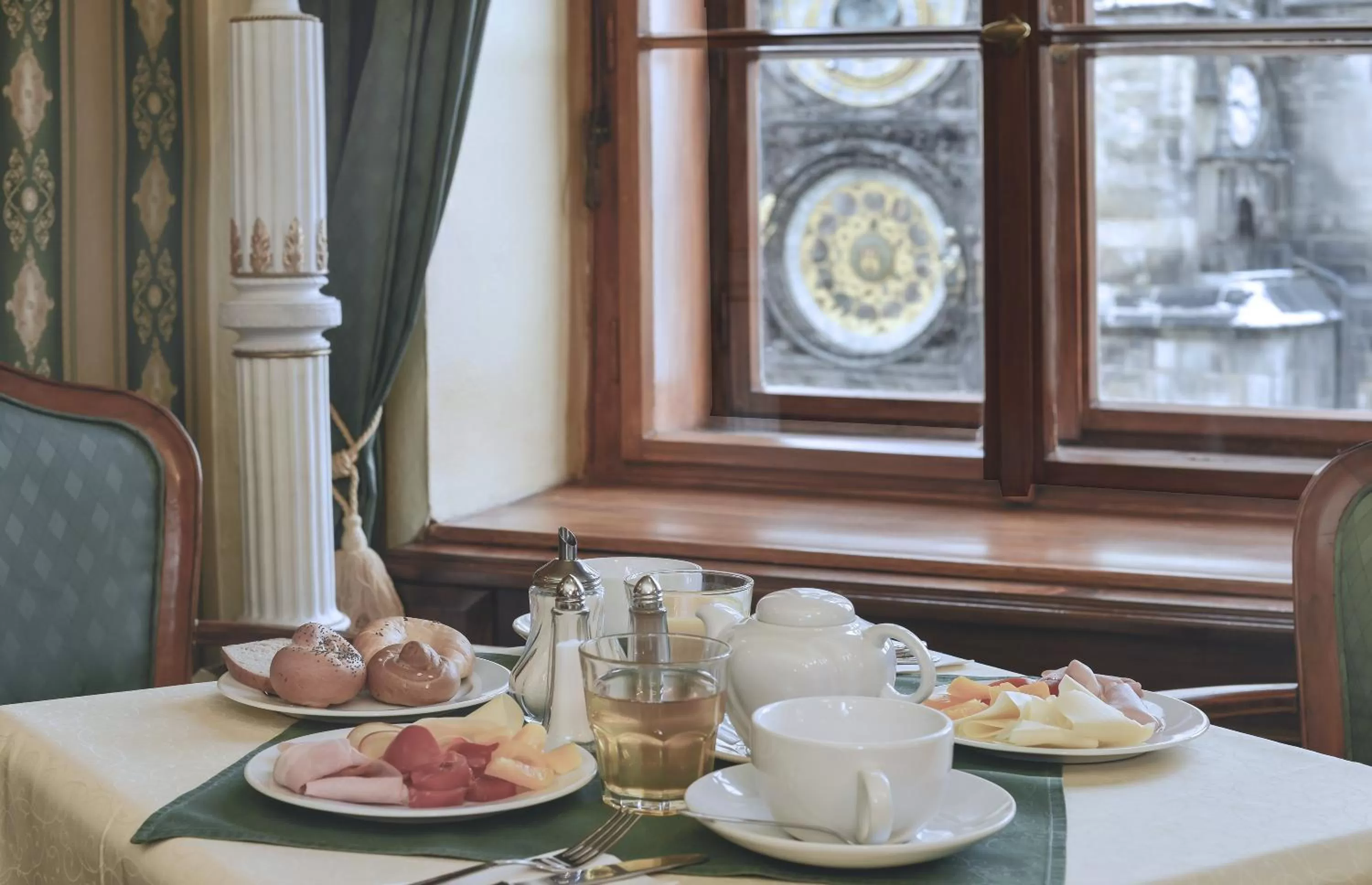 Buffet breakfast in Grand Hotel Praha