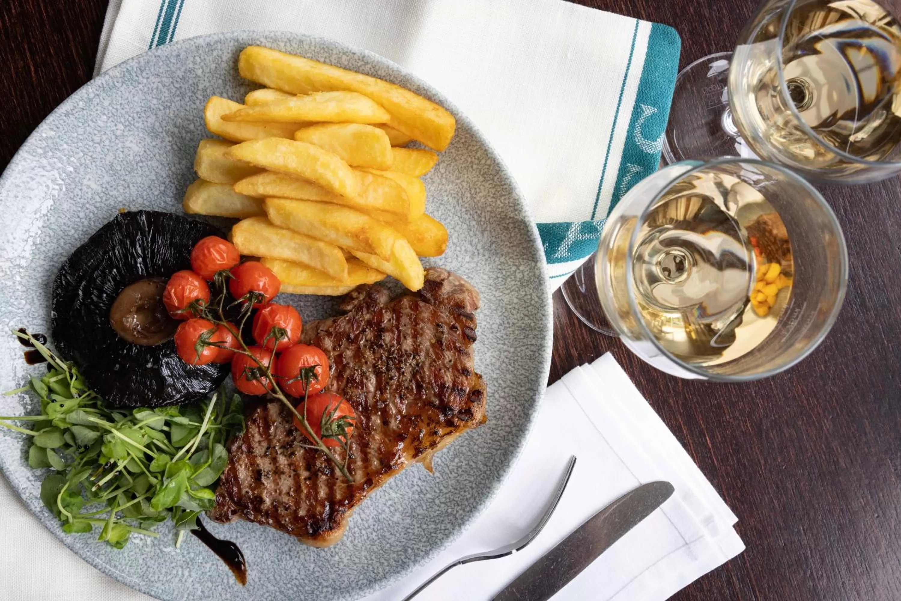 Food and drinks in The Pitlochry Hydro Hotel