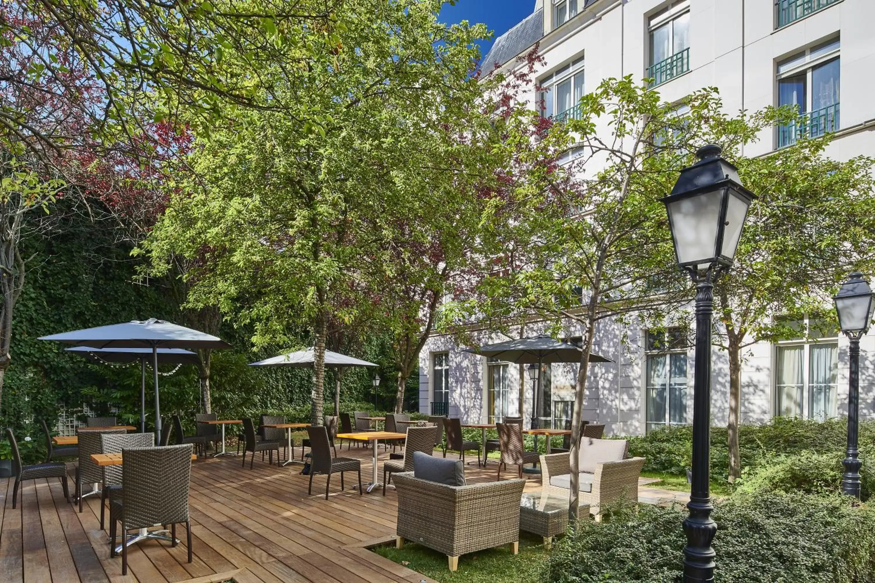 Garden view in Hotel Vacances Bleues Villa Modigliani
