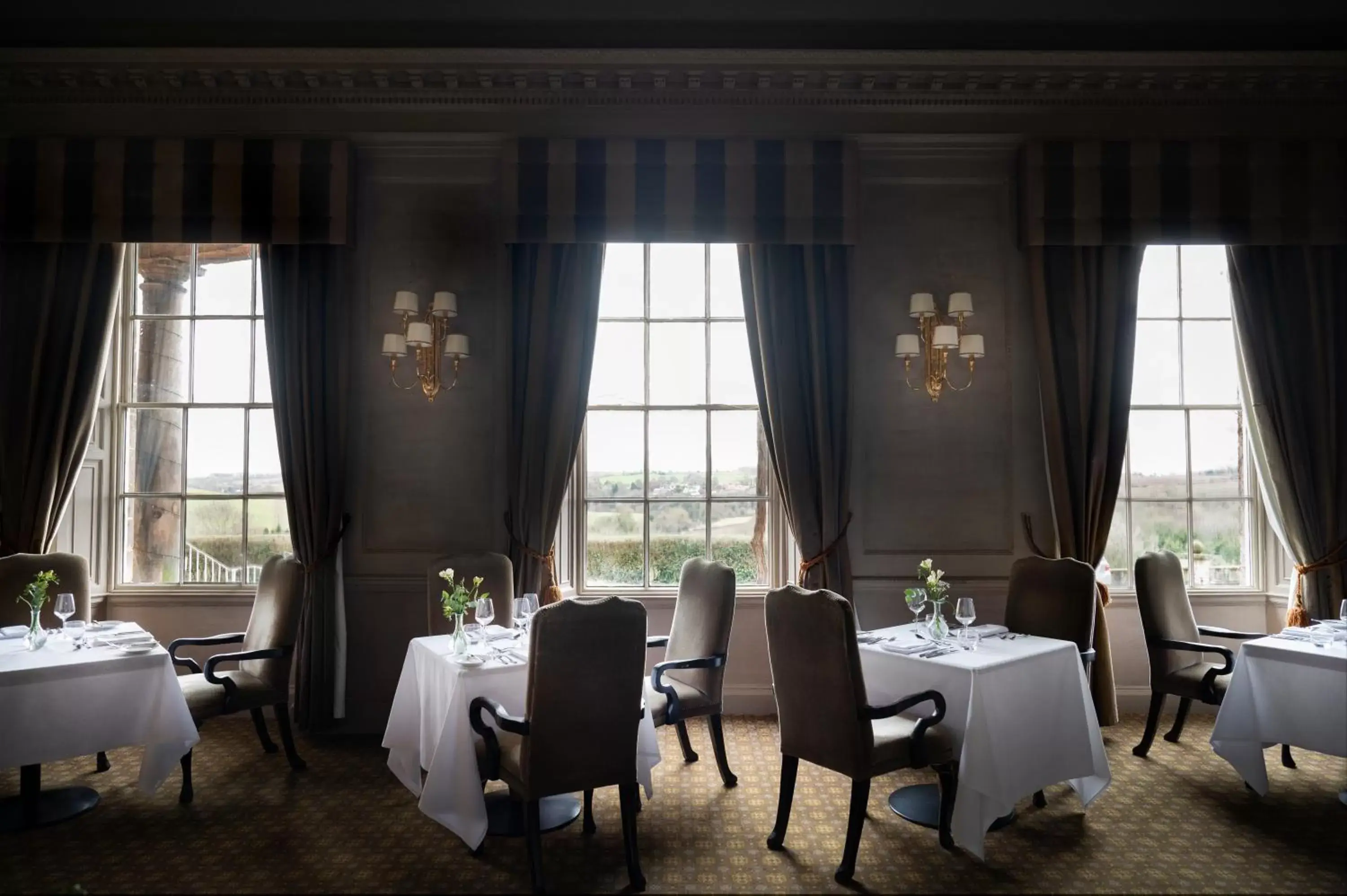 Restaurant/Places to Eat in Wood Hall Hotel & Spa