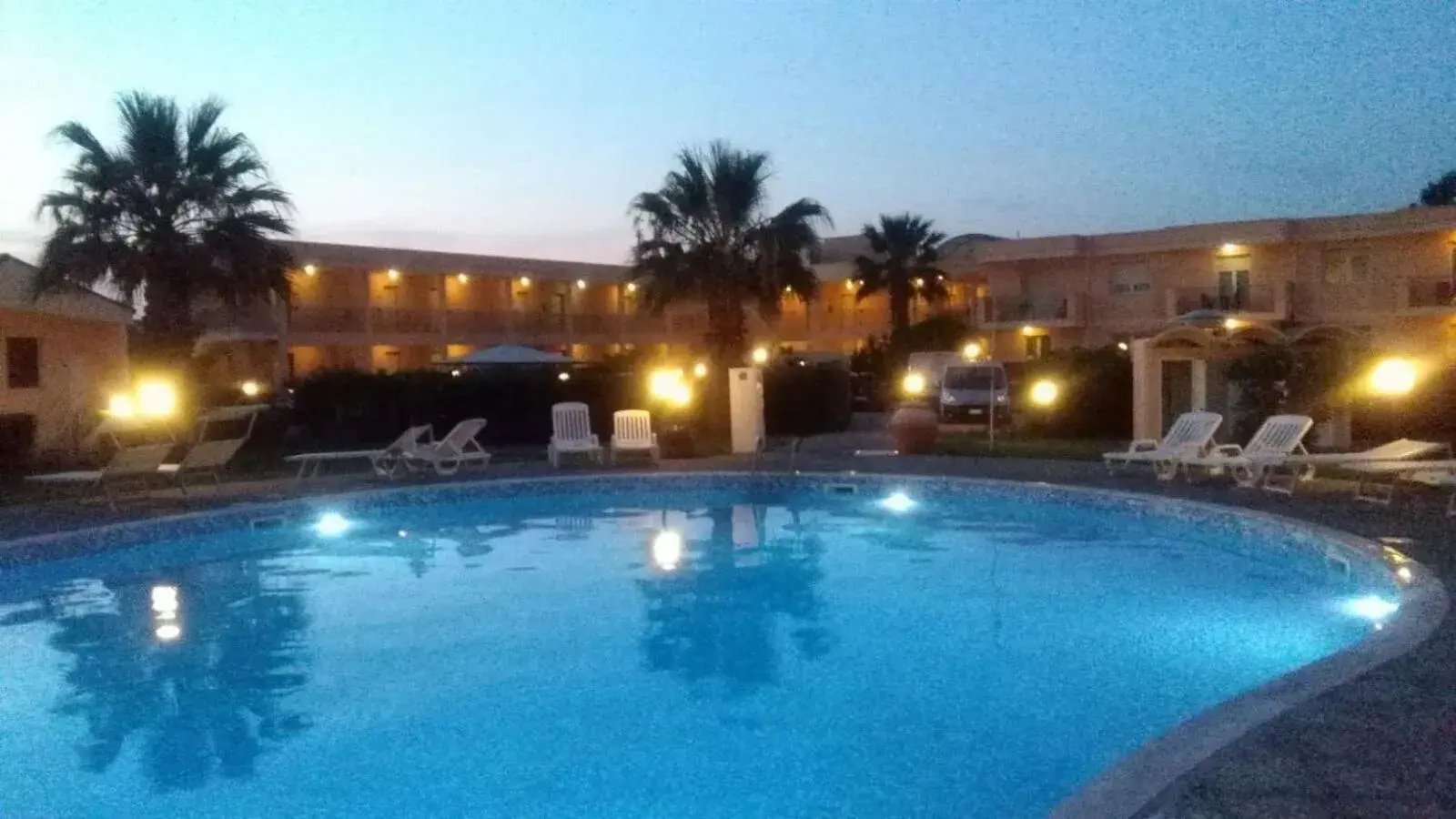 Swimming Pool in Hotel Minerva