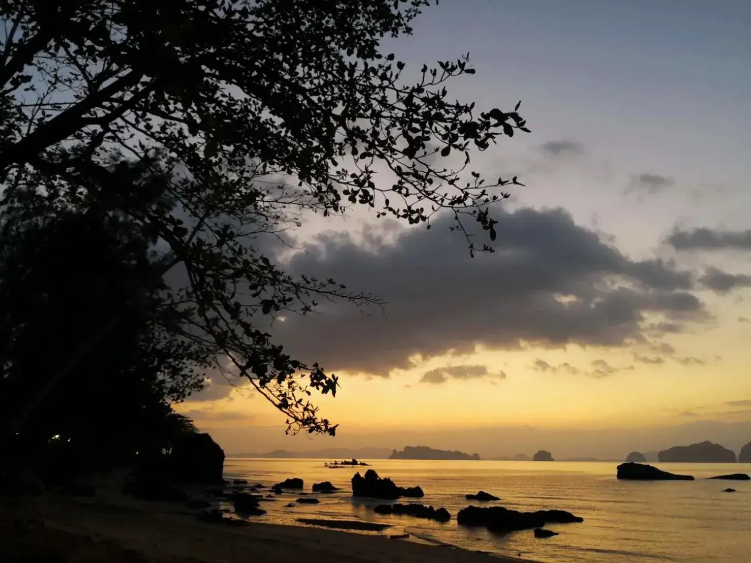 Beach in Krabi Home Resort