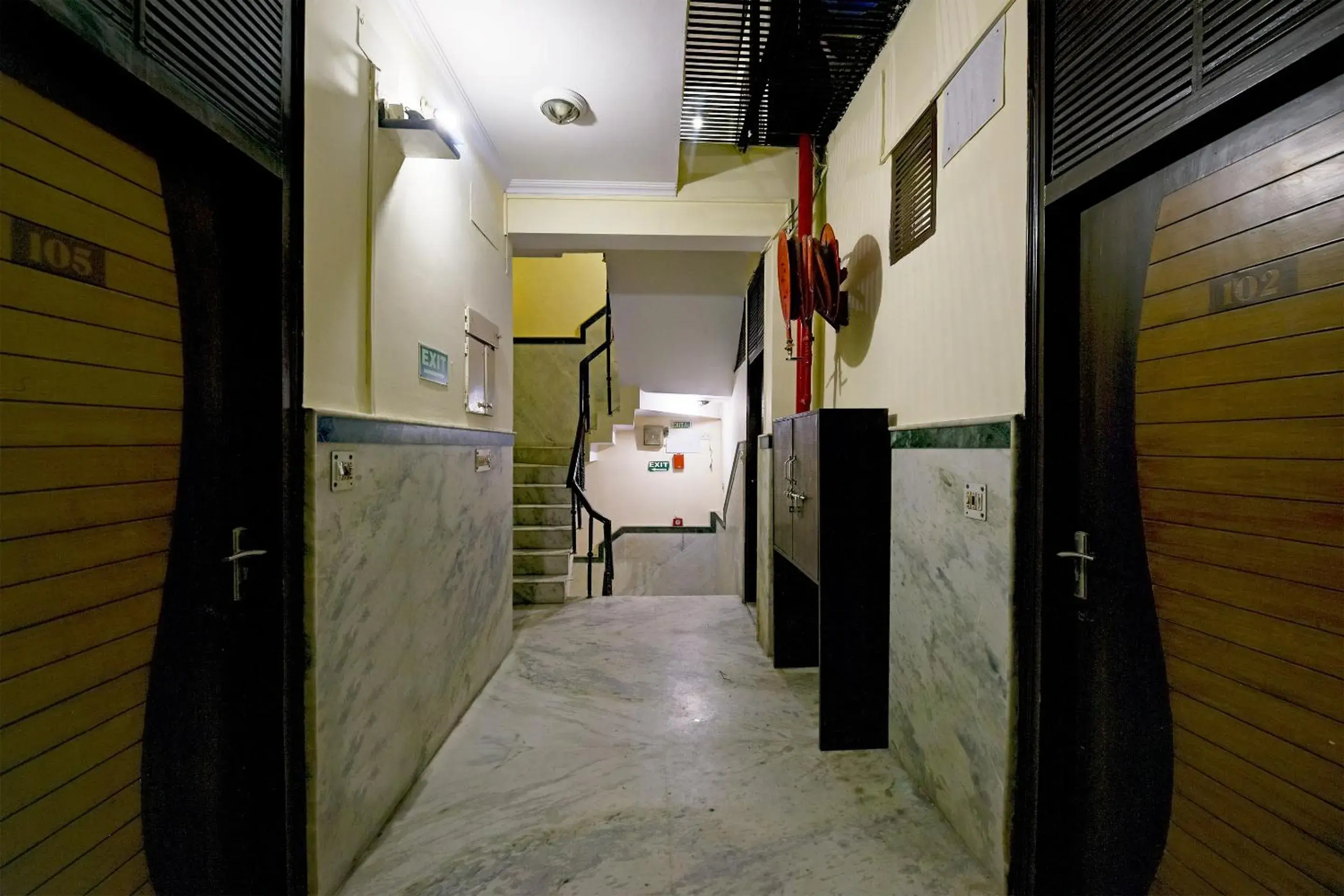 Lobby or reception, Bathroom in Hotel Star Paradise