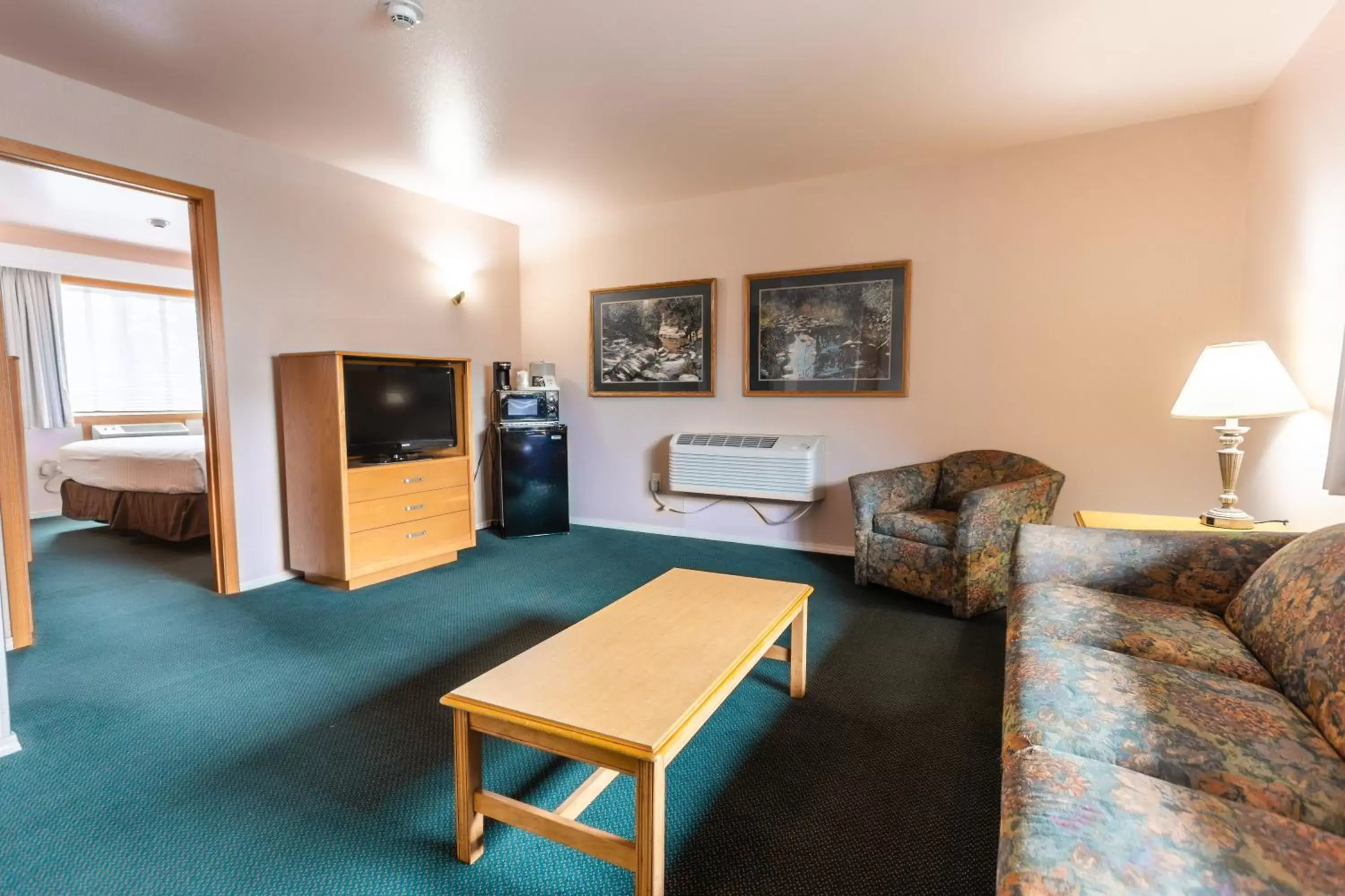 Seating Area in RiverTree Inn & Suites