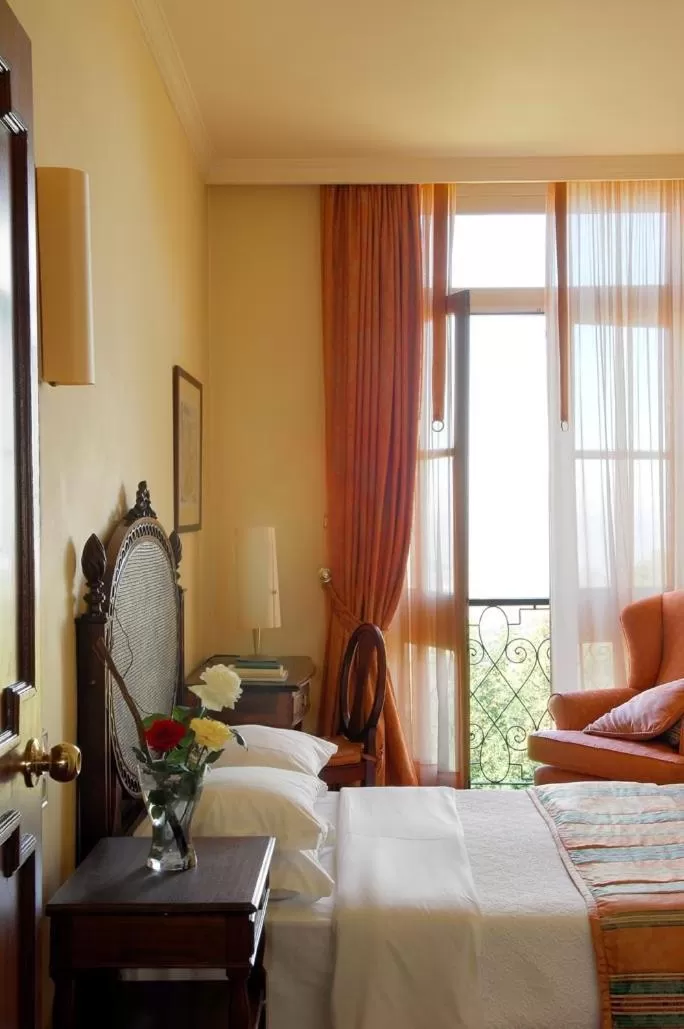 Bed in Hotel do Elevador