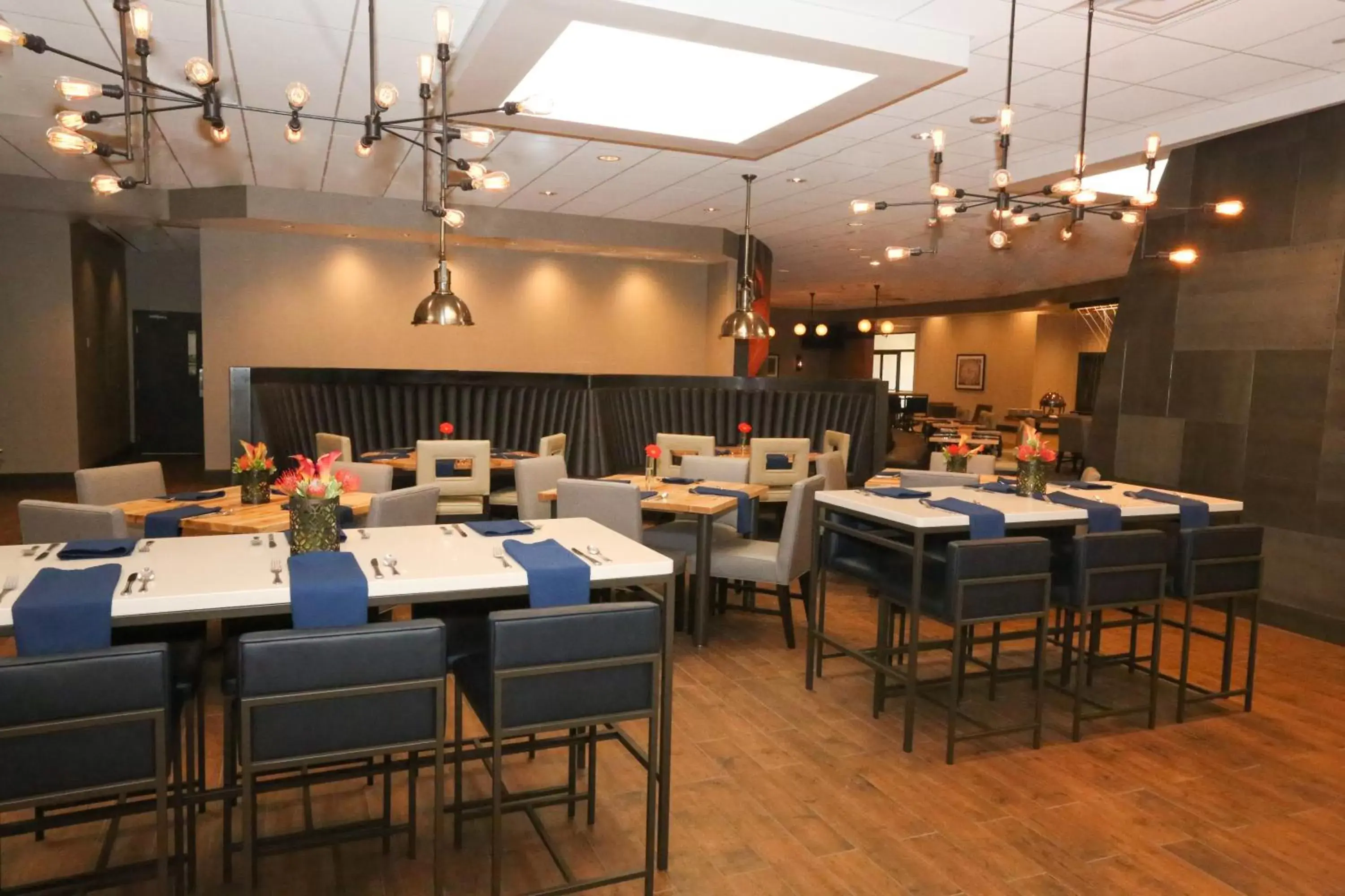 Restaurant/Places to Eat in Holiday Inn Dayton/Fairborn I-675, an IHG Hotel
