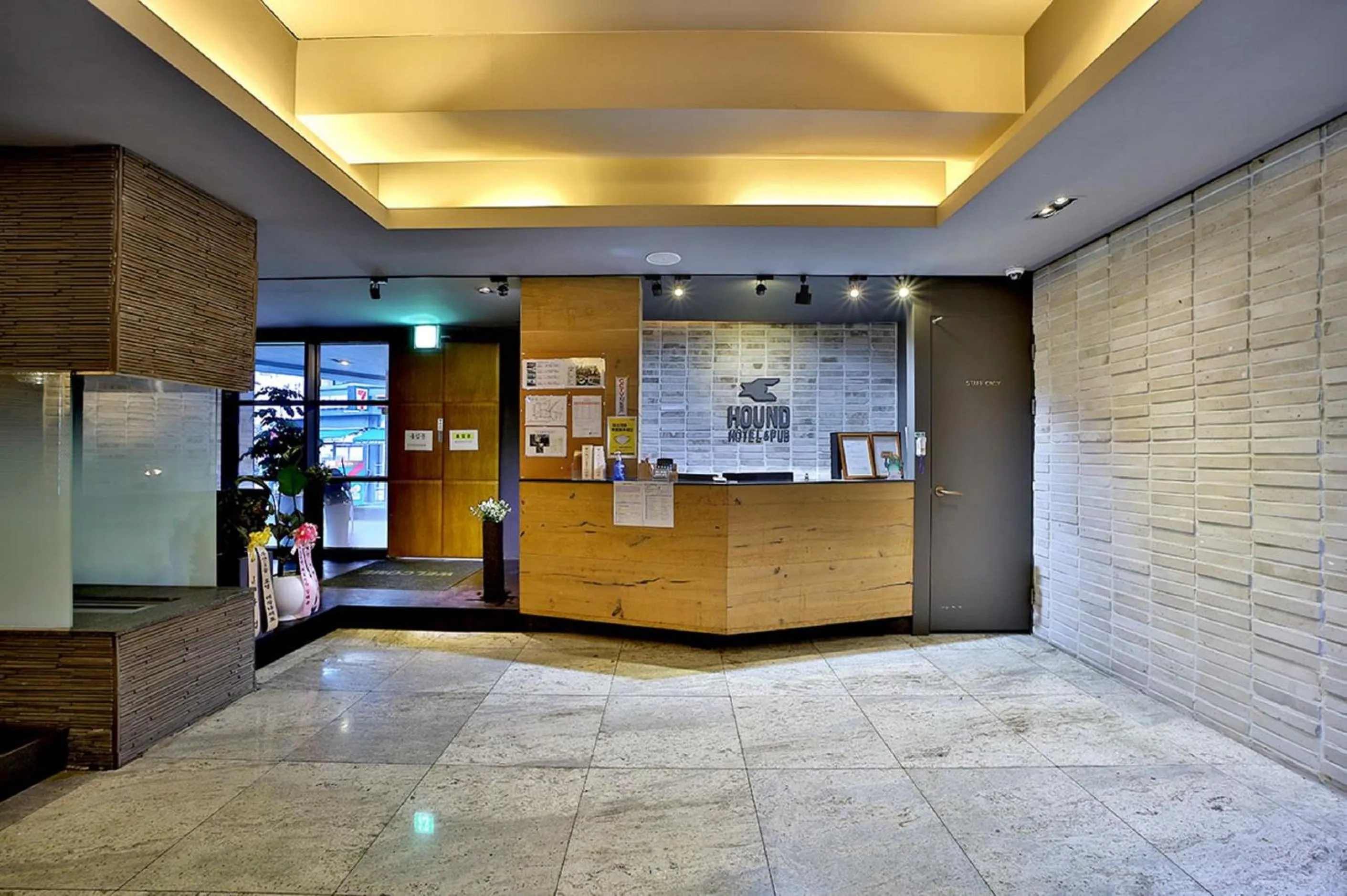 Lobby or reception in Seomyeon Hound Hotel 1st Street