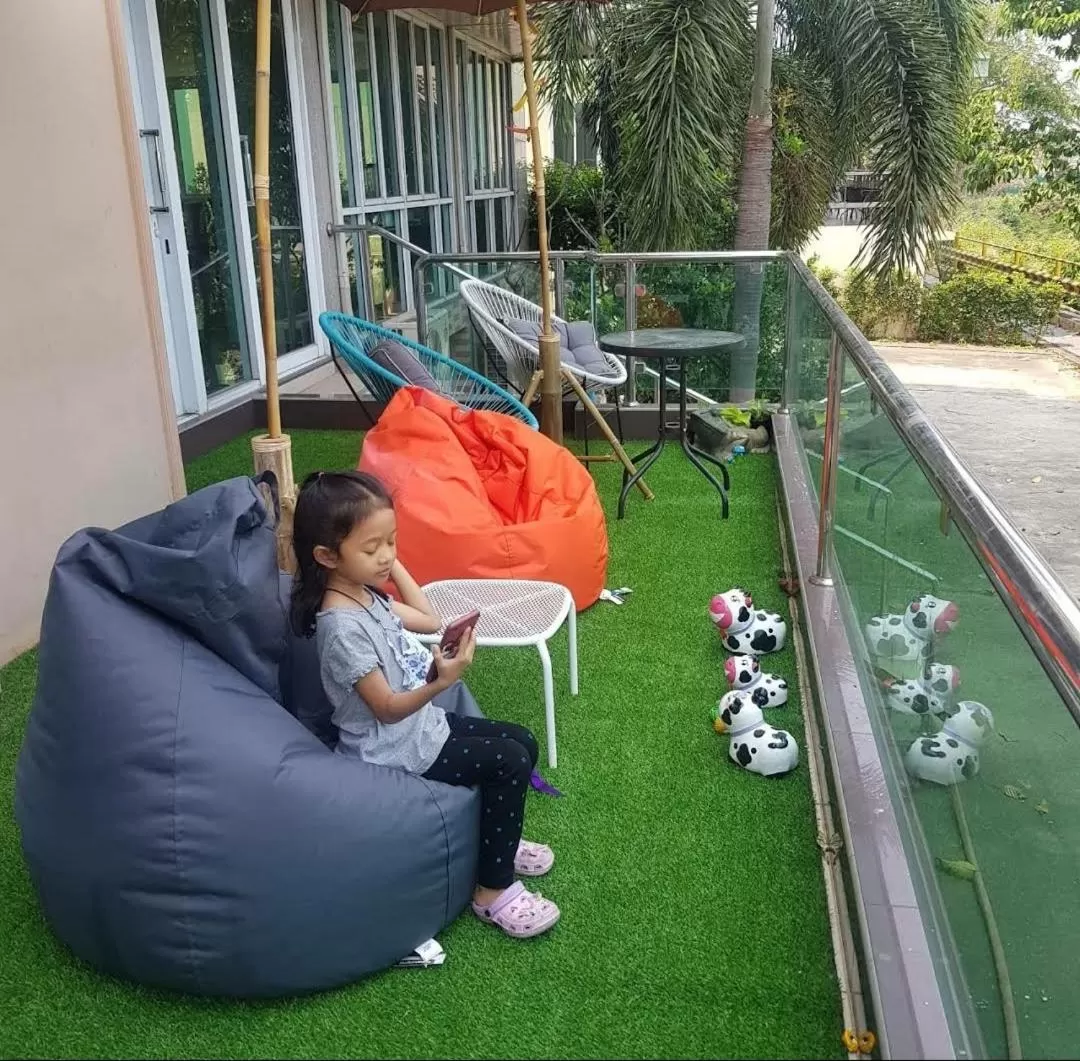 Seating area in โรงแรม ชาโตว์วิสต้า