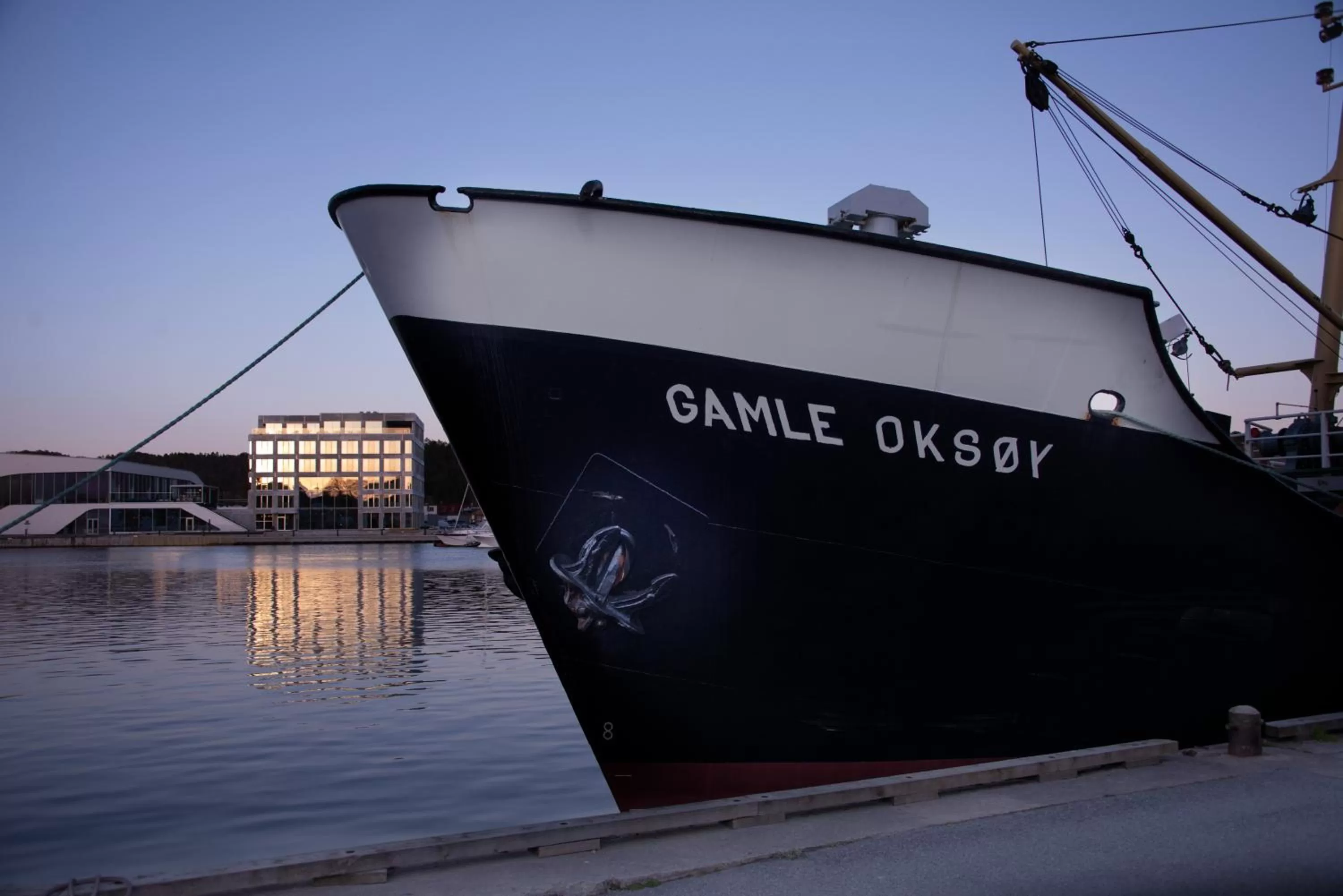 Property building in Mandal Hotel