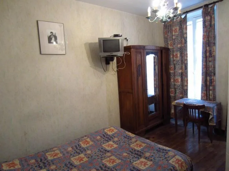 Bedroom, Bed in Hotel d'Orléans Paris Gare de l'Est
