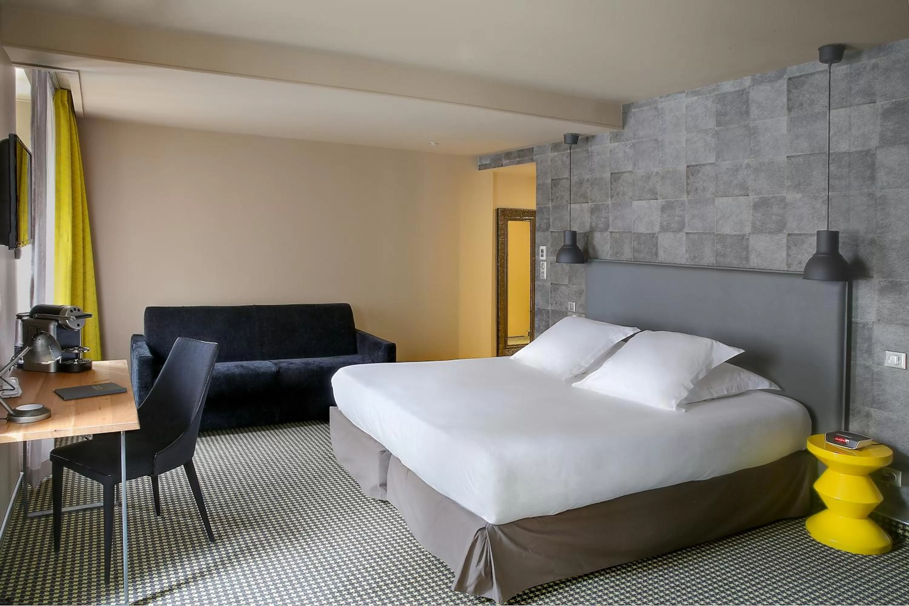 Bedroom, Bed in Best Western Citadelle