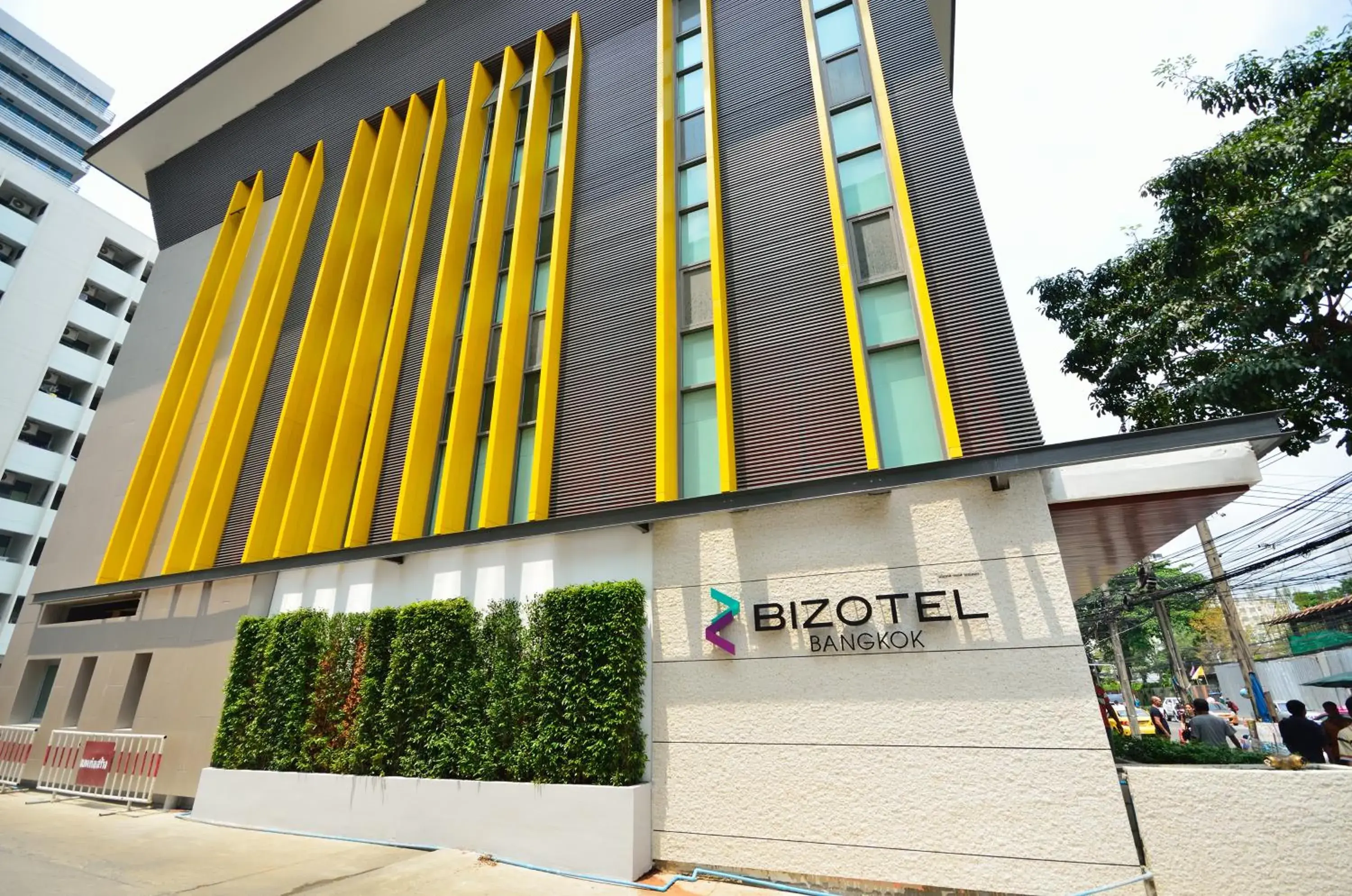 Facade/entrance in Bizotel Premier Hotel & Residence