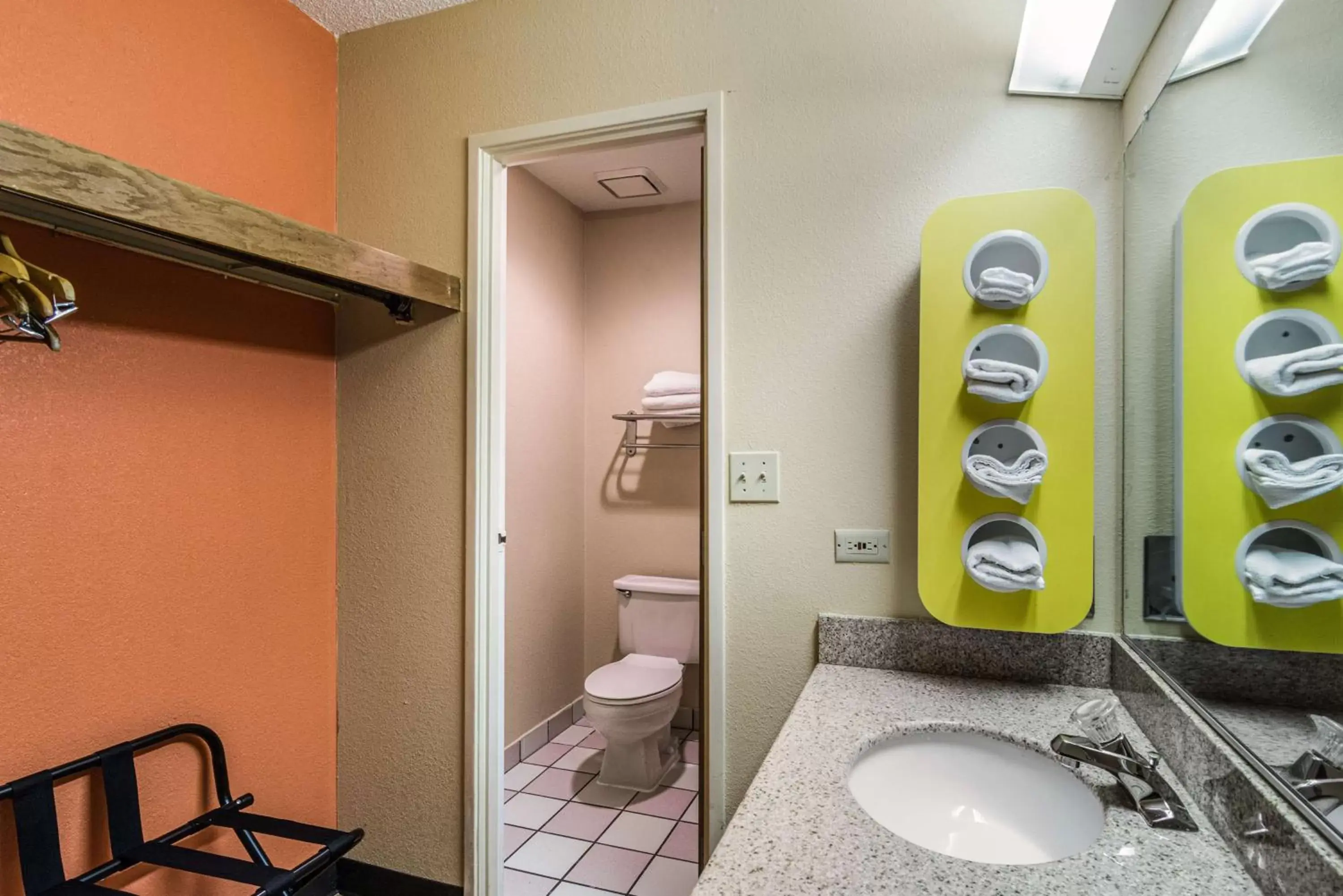 Bathroom in Motel 6-Libertyville, IL