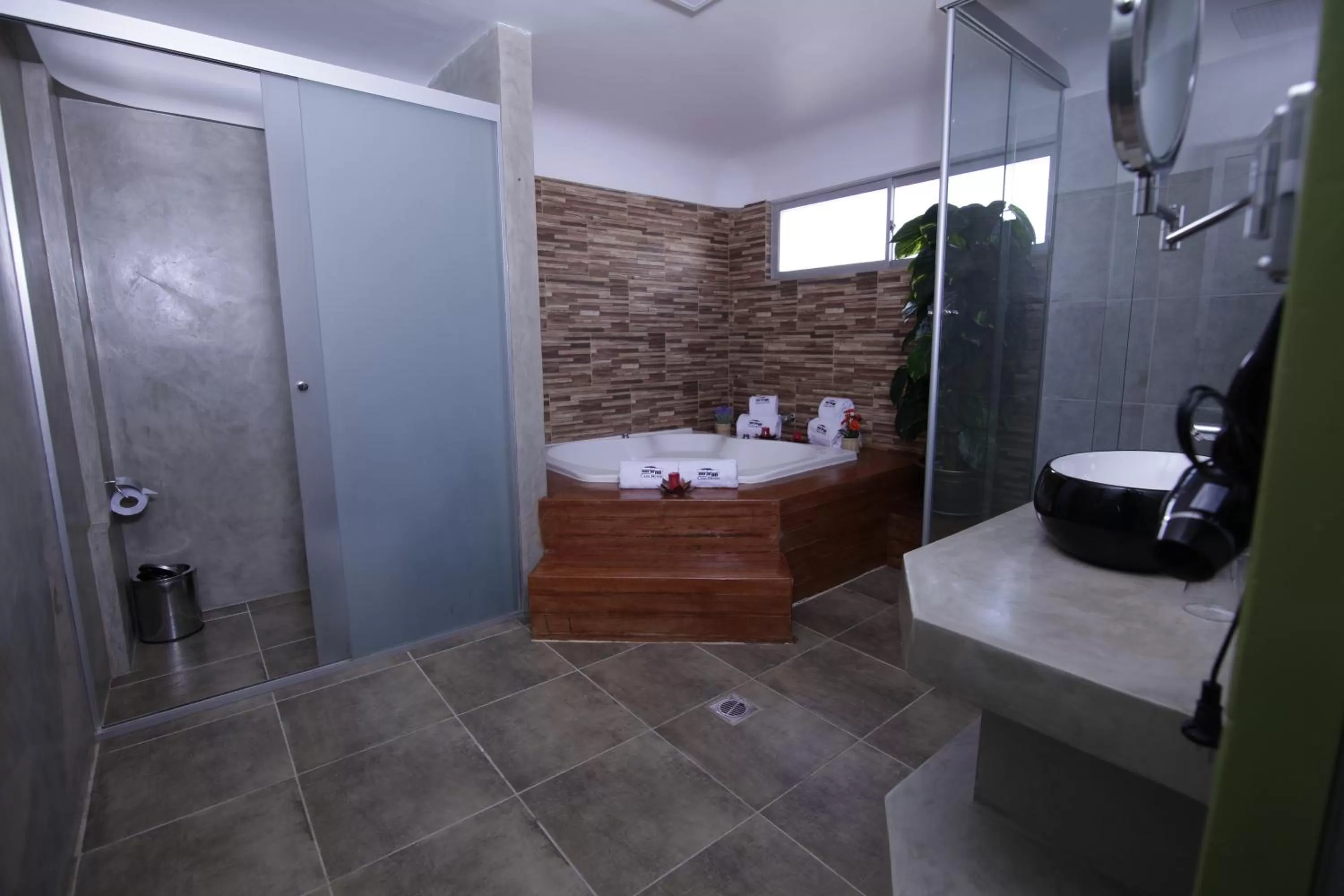 Bathroom in Casa Hotel Achumani