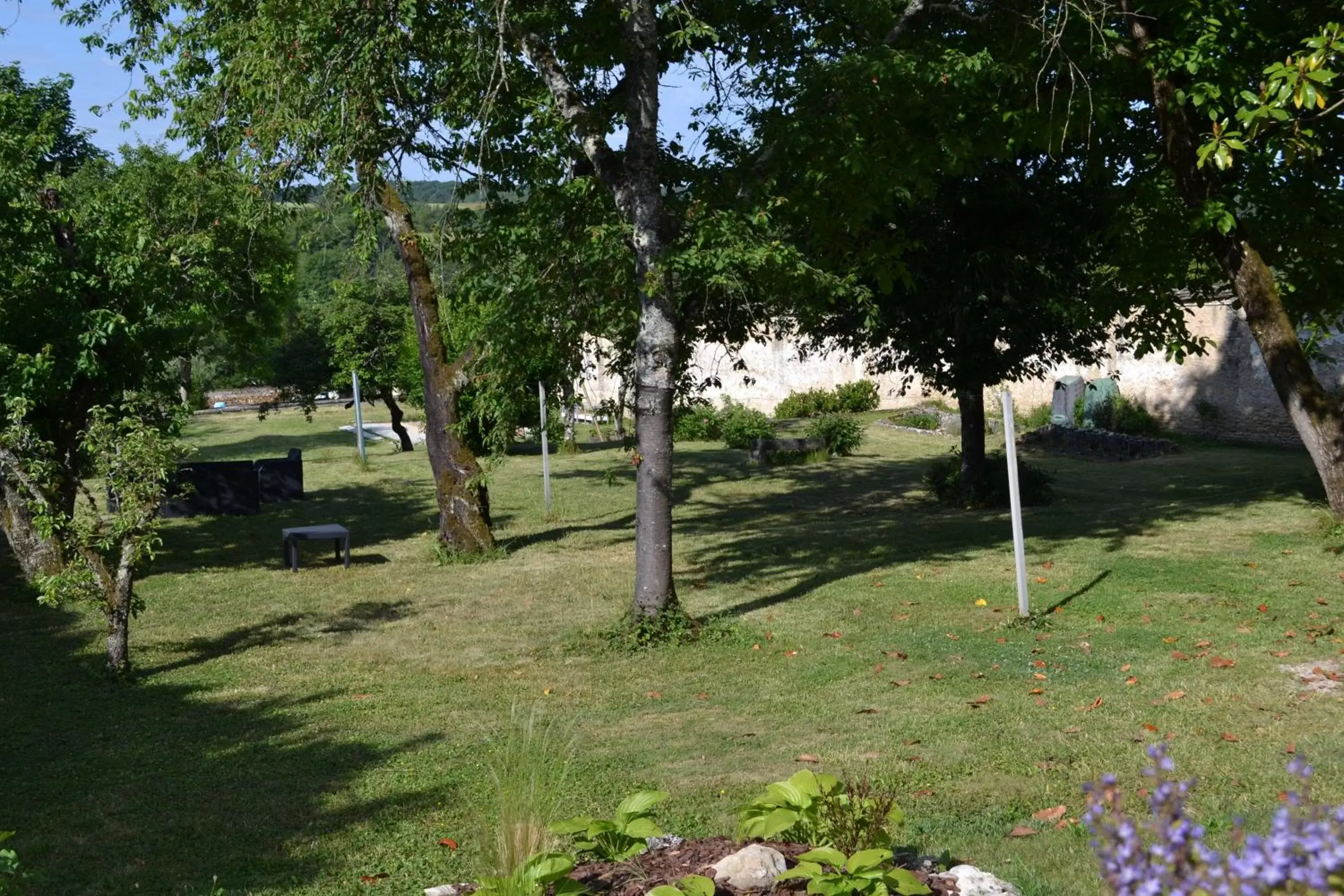 Garden in Chambres d'Hôtes Le Moulin à Epices