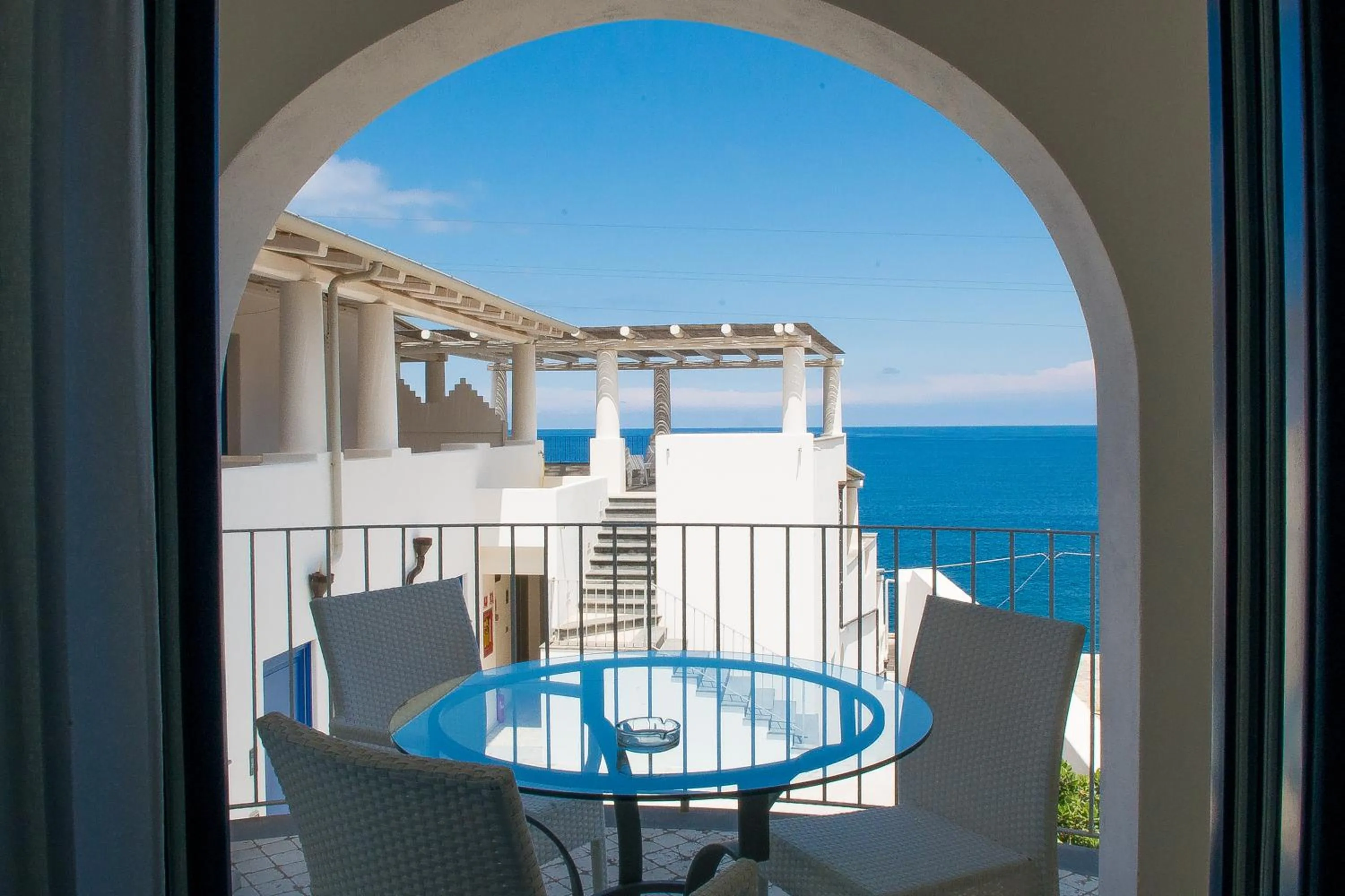 Balcony/Terrace in Hotel Cutimare - Aeolian Charme