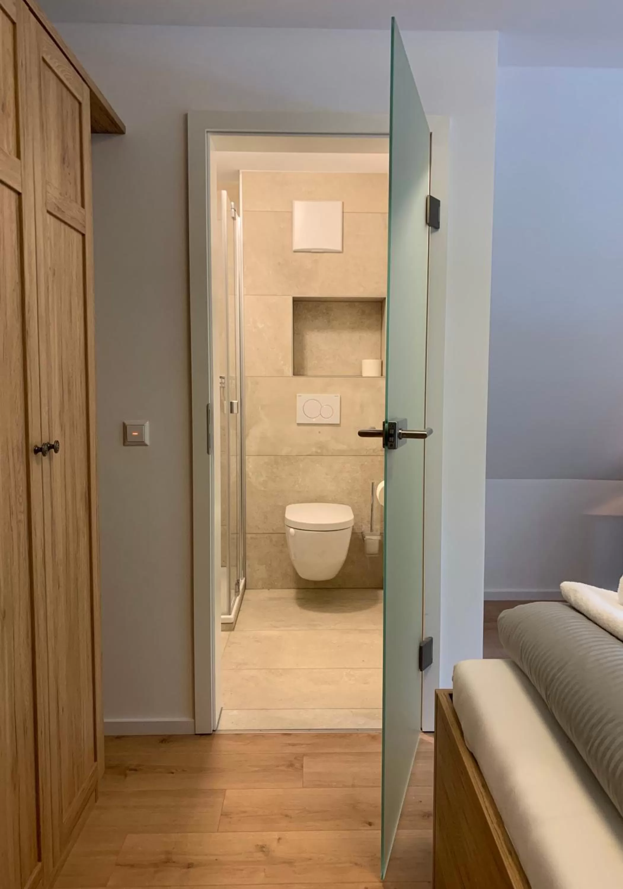 Bathroom, Bed in Waldhotel Eichenhof