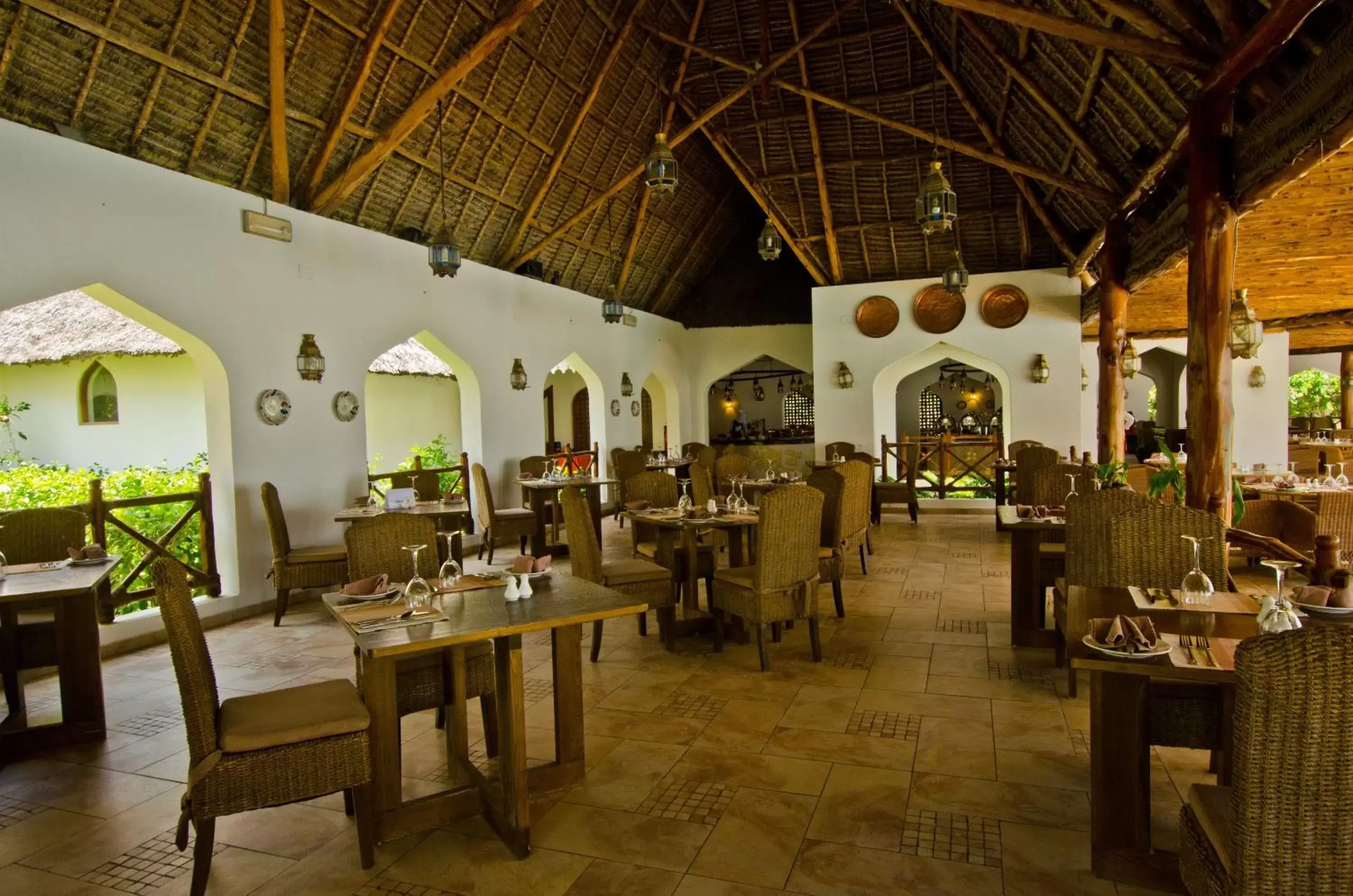 Restaurant/Places to Eat in Sultan Sands Island Resort