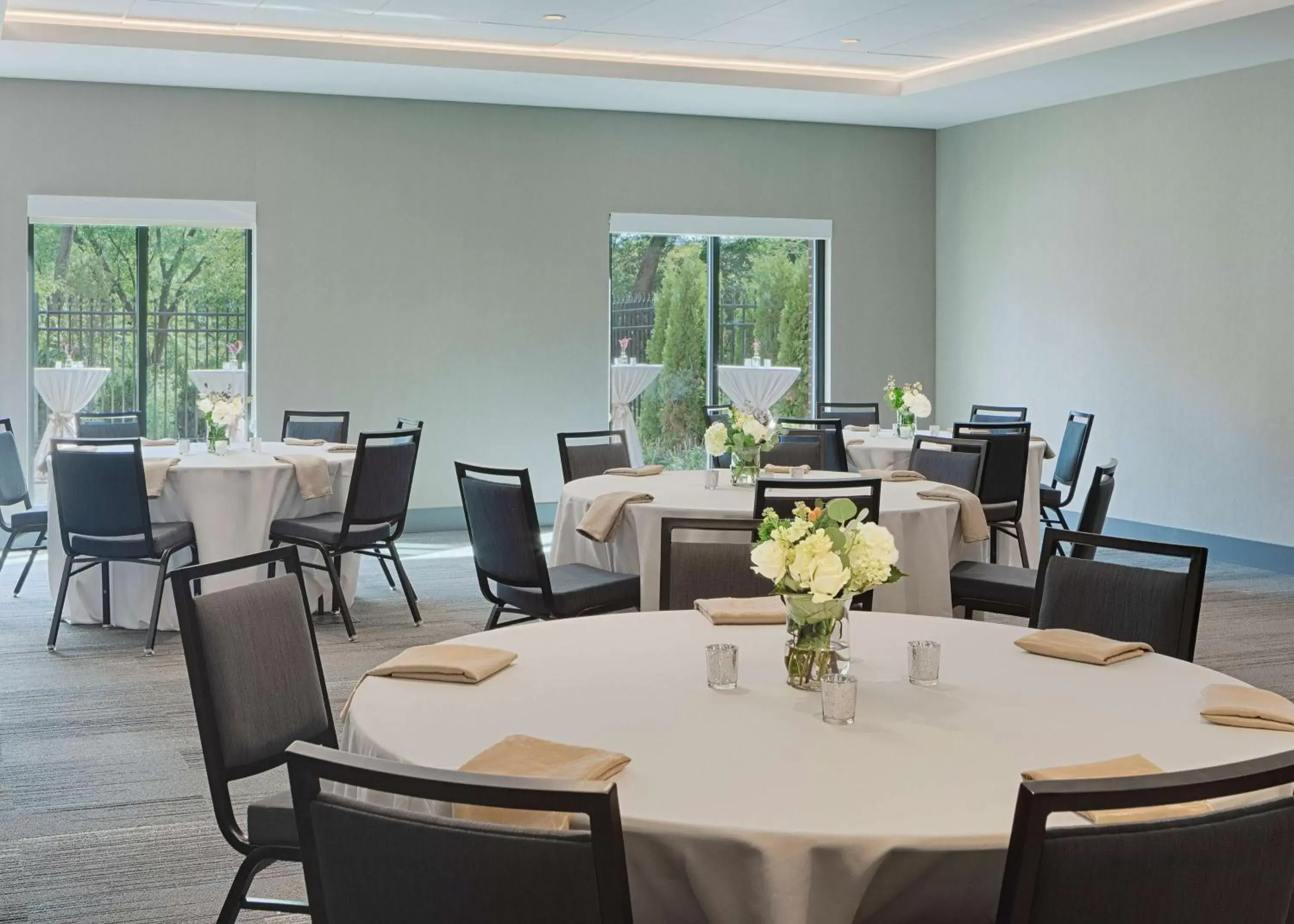 Banquet/Function facilities, Restaurant/Places to Eat in Hyatt House Columbus OSU Short North