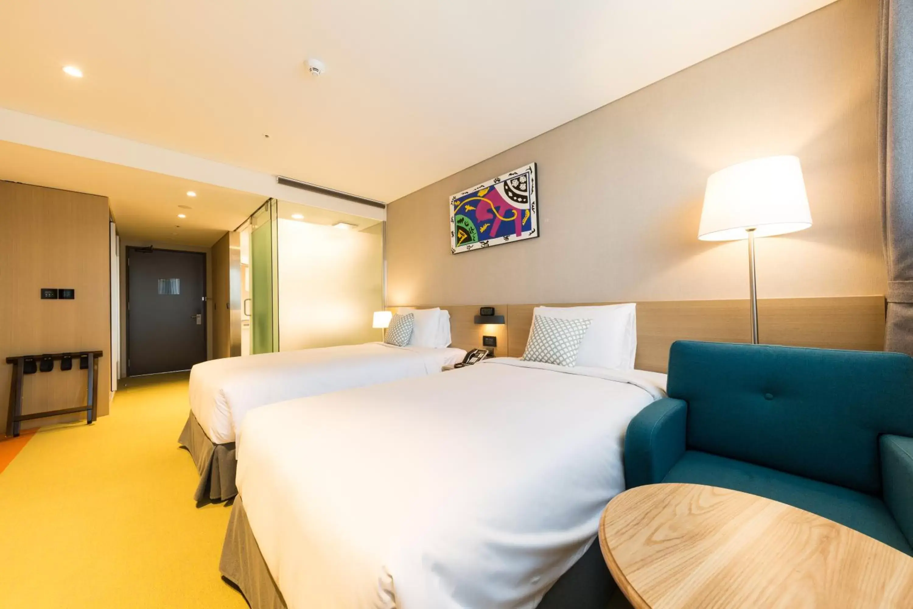 Photo of the whole room, Bed in Howard Johnson by Wyndham Incheon Airport