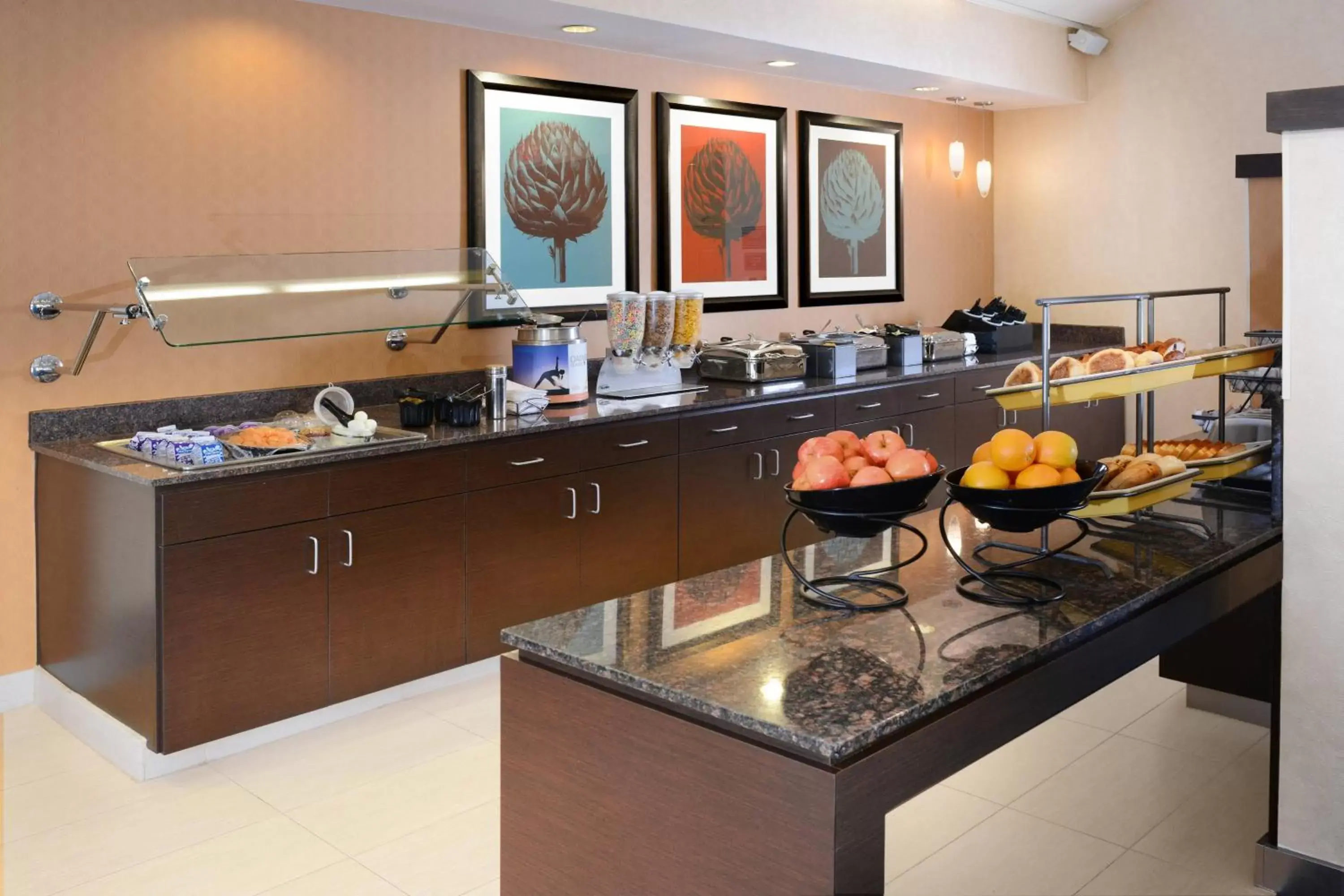 Breakfast, Food in Residence Inn by Marriott Dallas Plano/Legacy