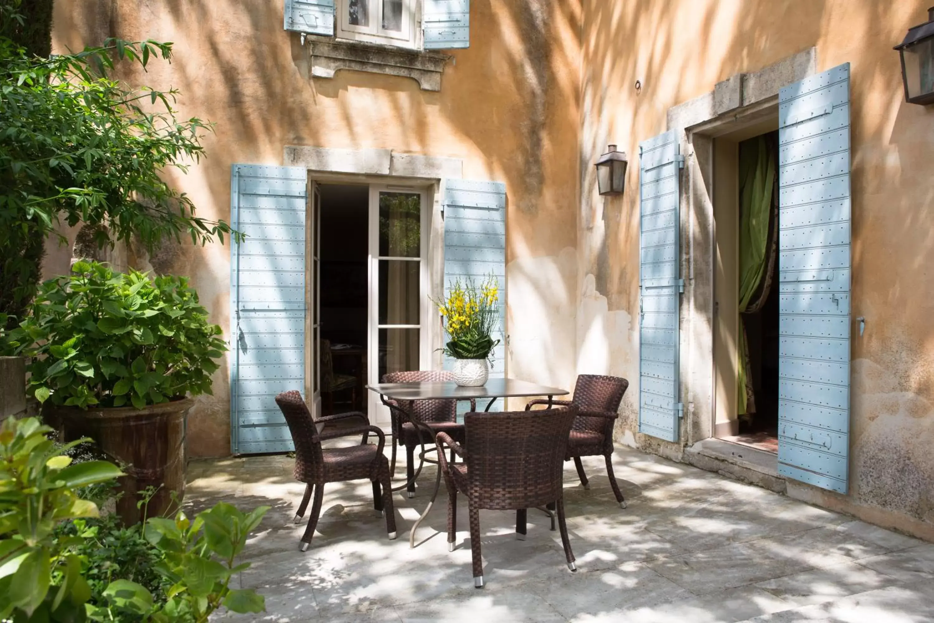 Patio in Baumanière - Les Baux de Provence