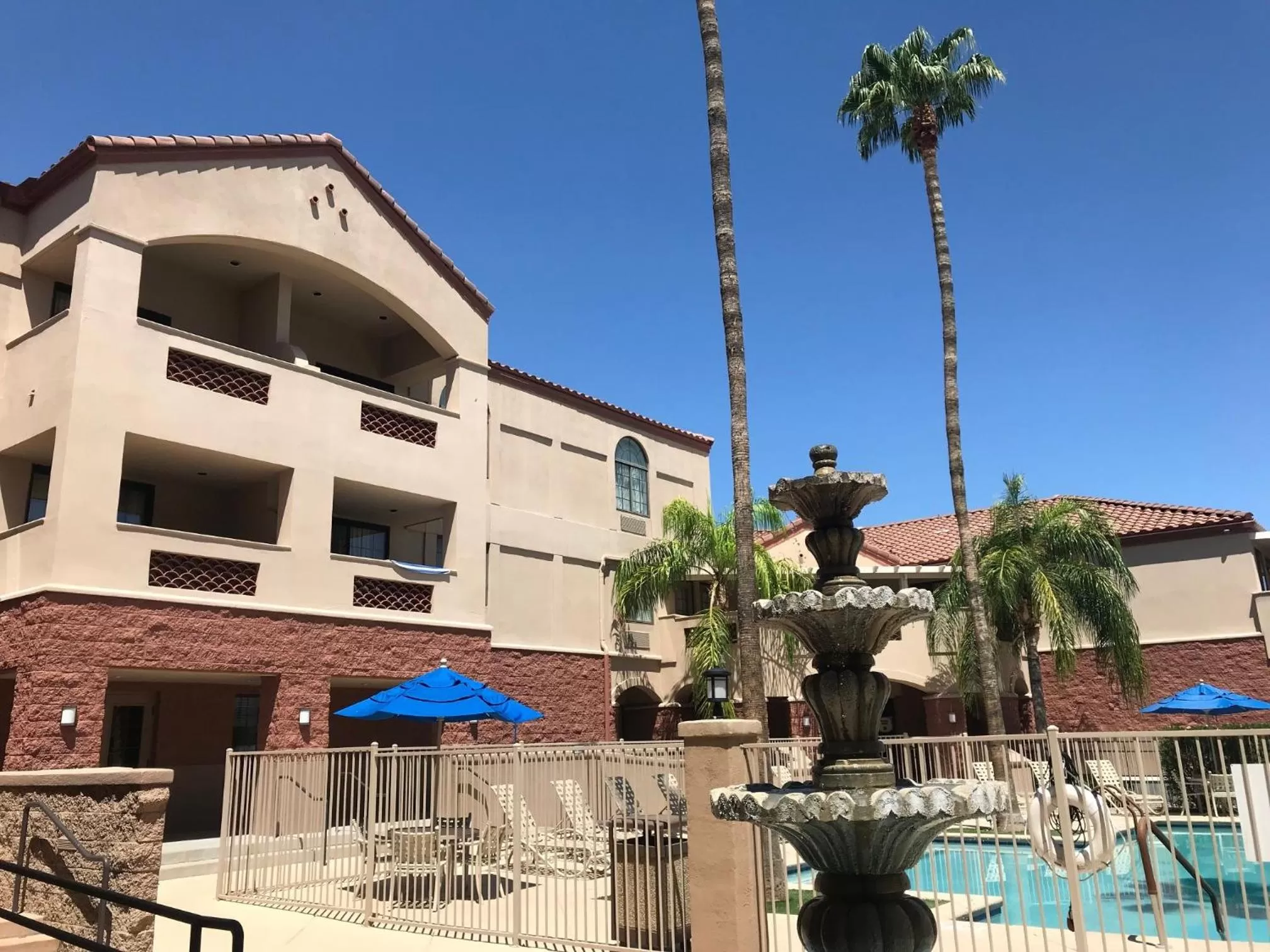Property building in Hilton Vacation Club Varsity Club Tucson