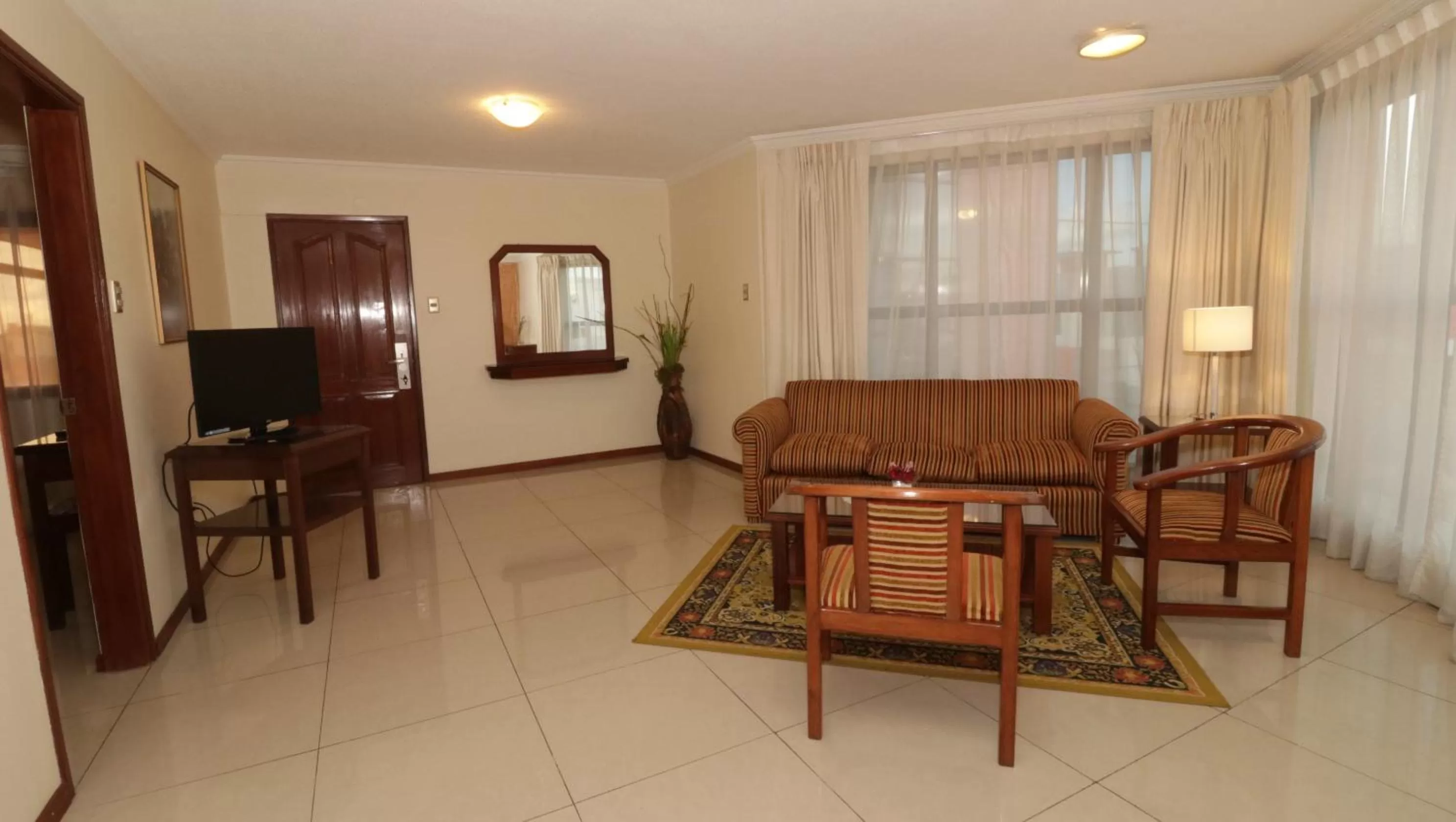 House Inn Apart Hotel