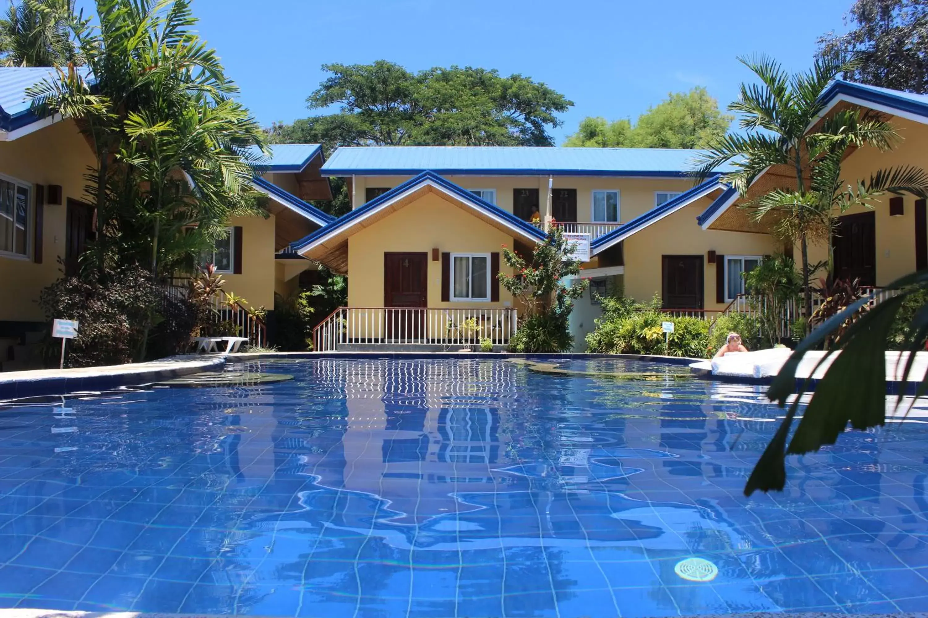 Pool view, Swimming Pool in Blue Lagoon Inn & Suites