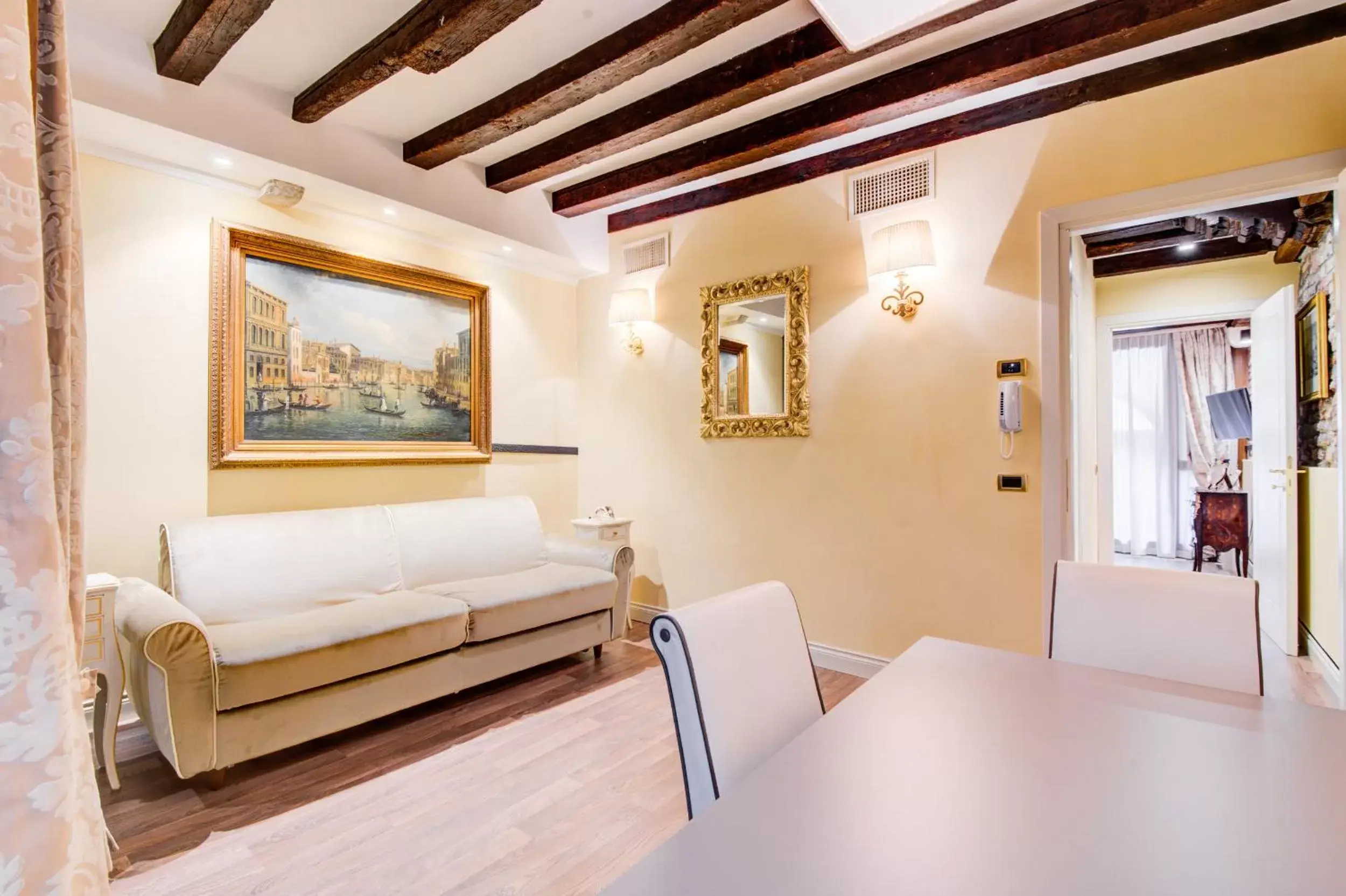 Living room, Seating Area in Hotel Al Duca Di Venezia