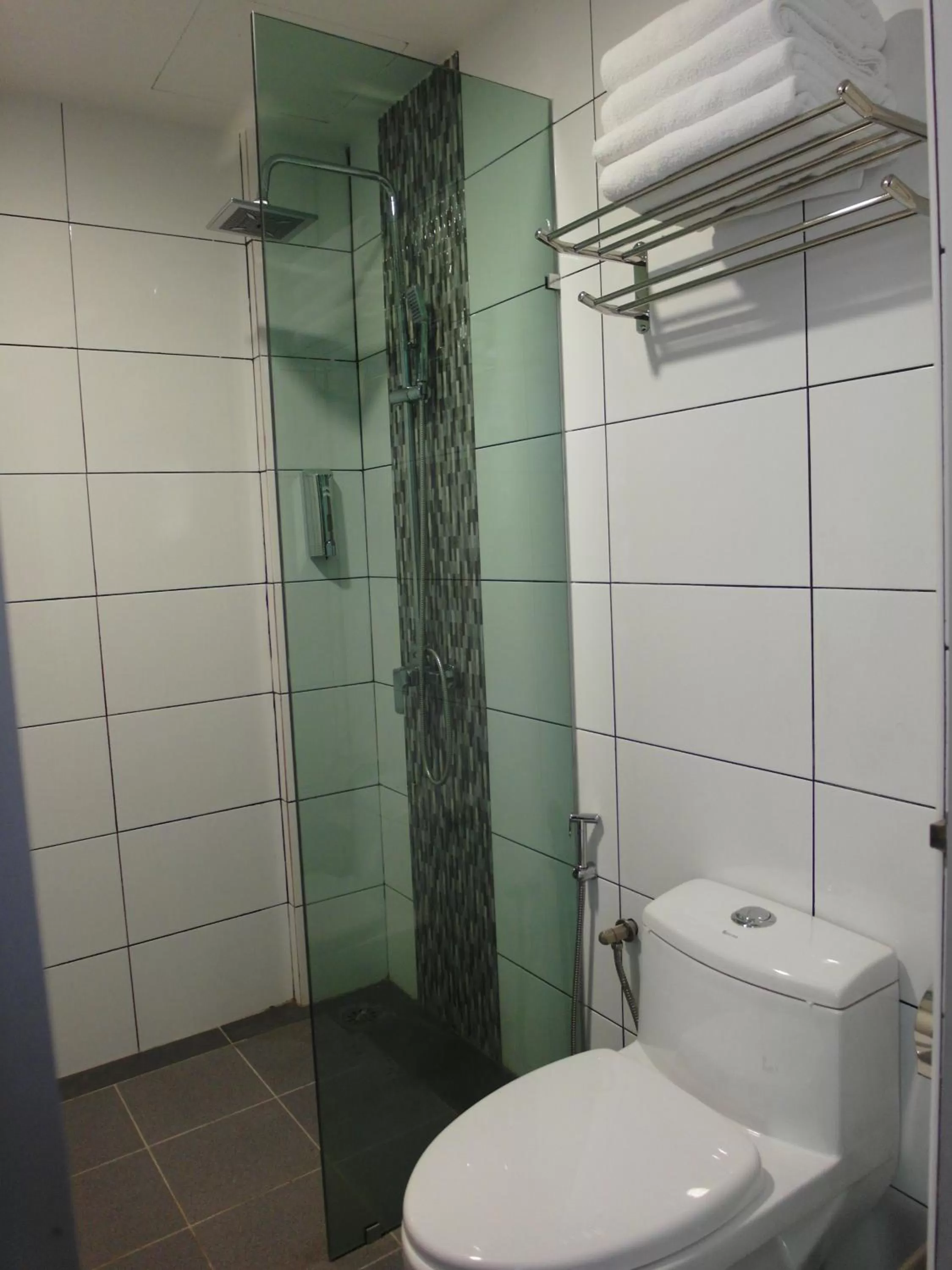 Bathroom in Nagoya Inn Hotel