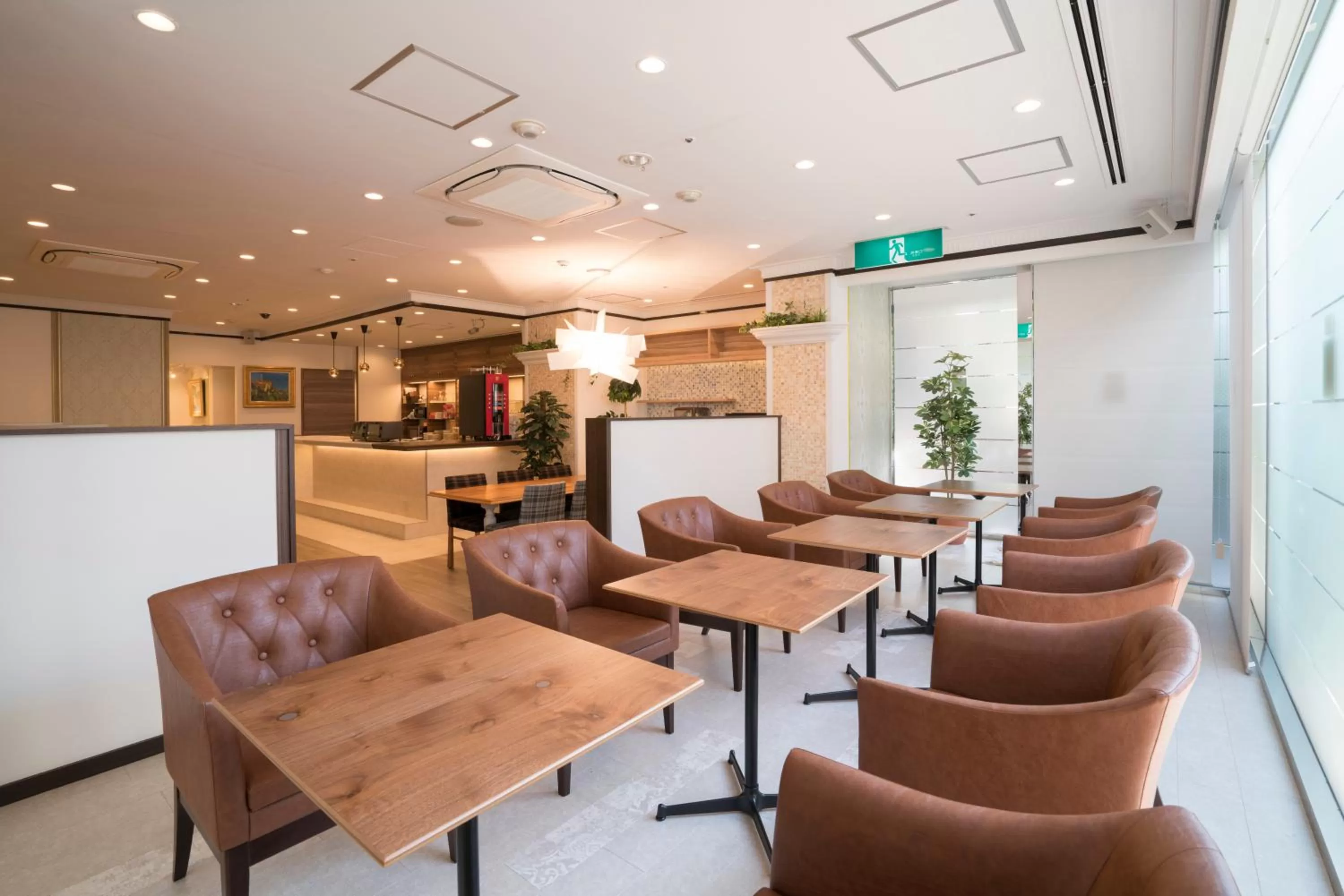 Communal lounge/ TV room in Hotel Alps