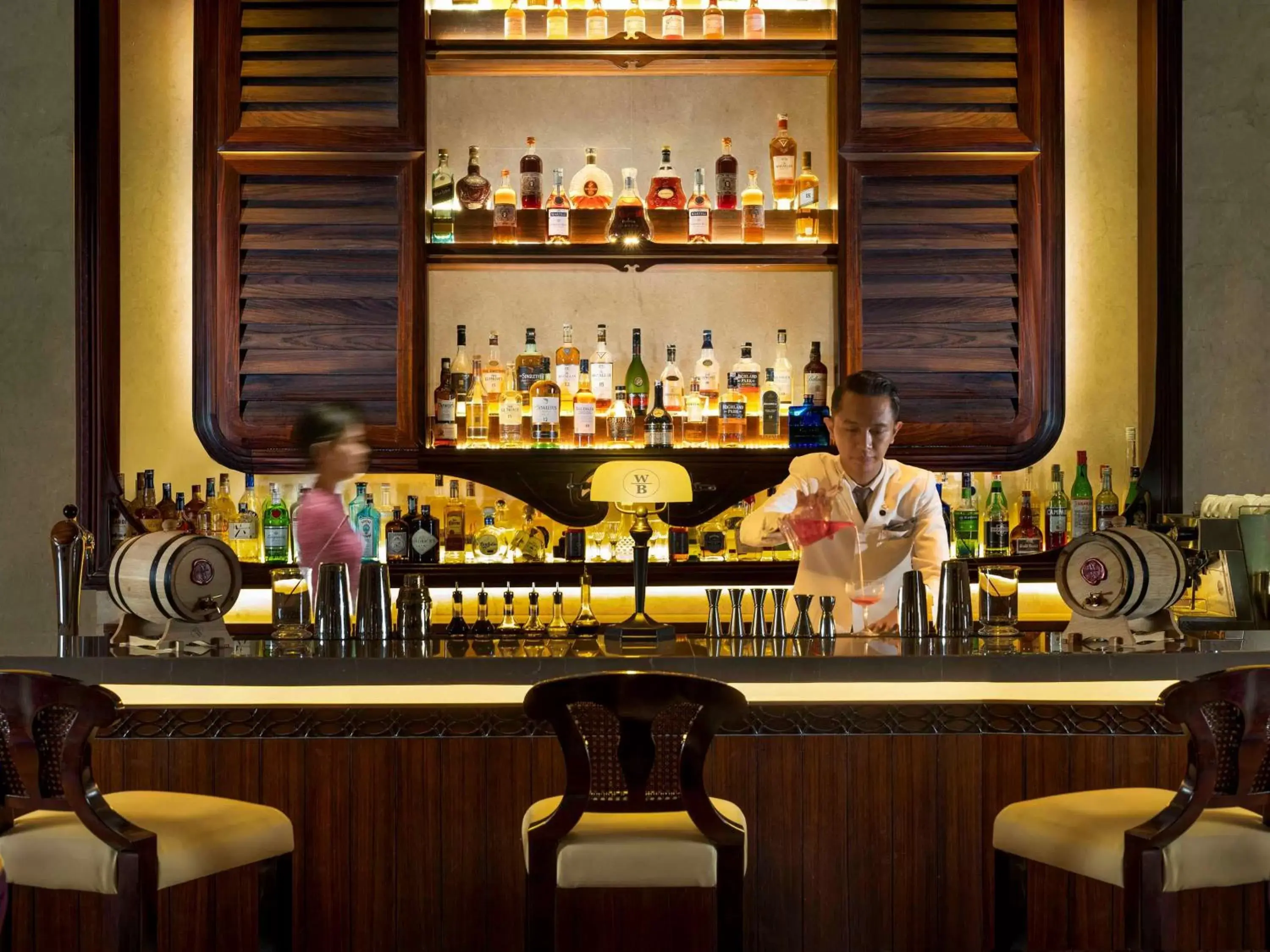 Restaurant/places to eat, Lounge/Bar in Raffles Jakarta