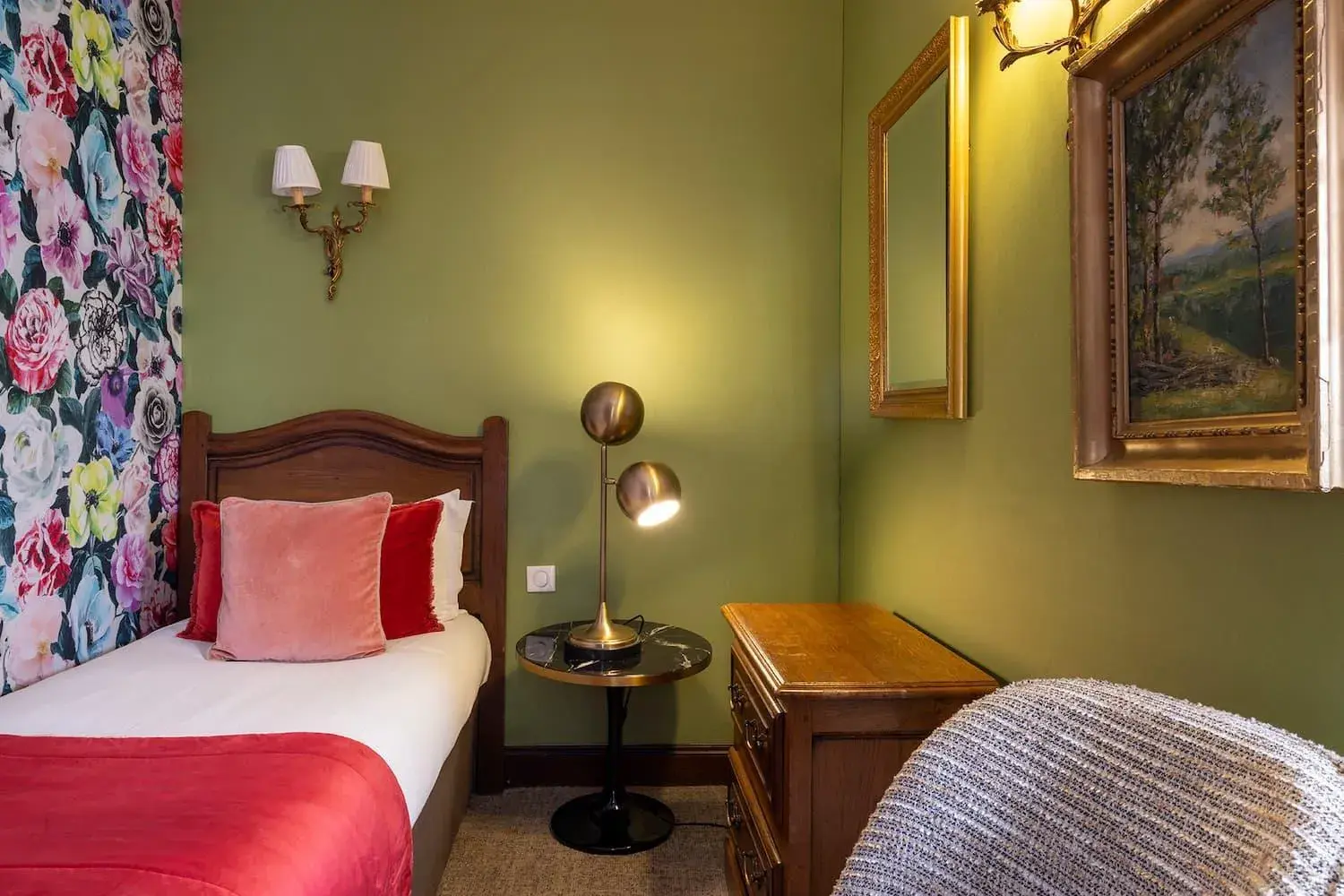 Bedroom, Bed in Hotel Des Marronniers