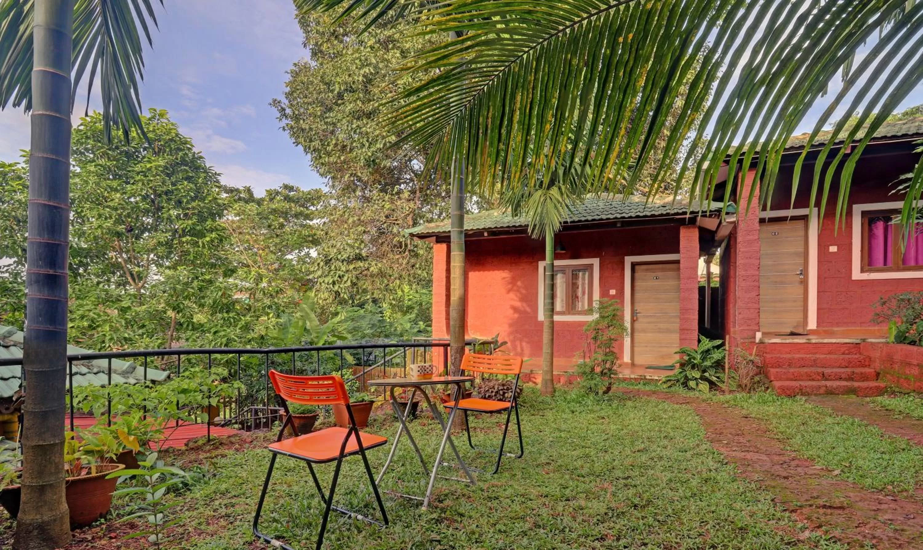 Dining area in Itsy Hotels Vailankanni Natures Inn