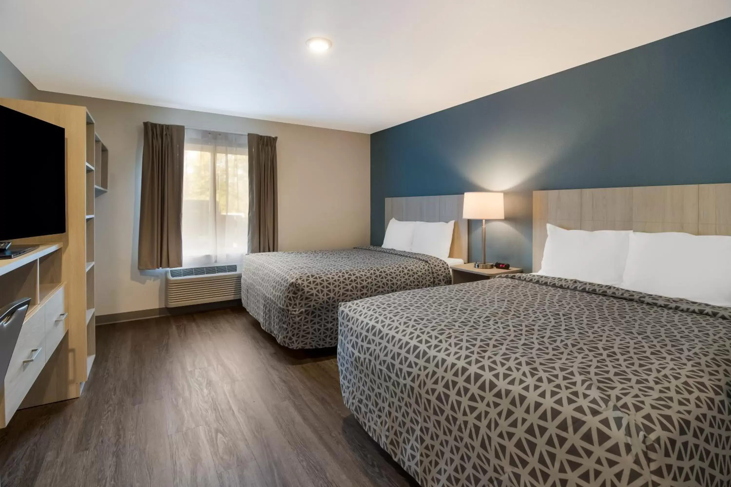 Bedroom, Bed in WoodSpring Suites Hermitage - Nashville Airport