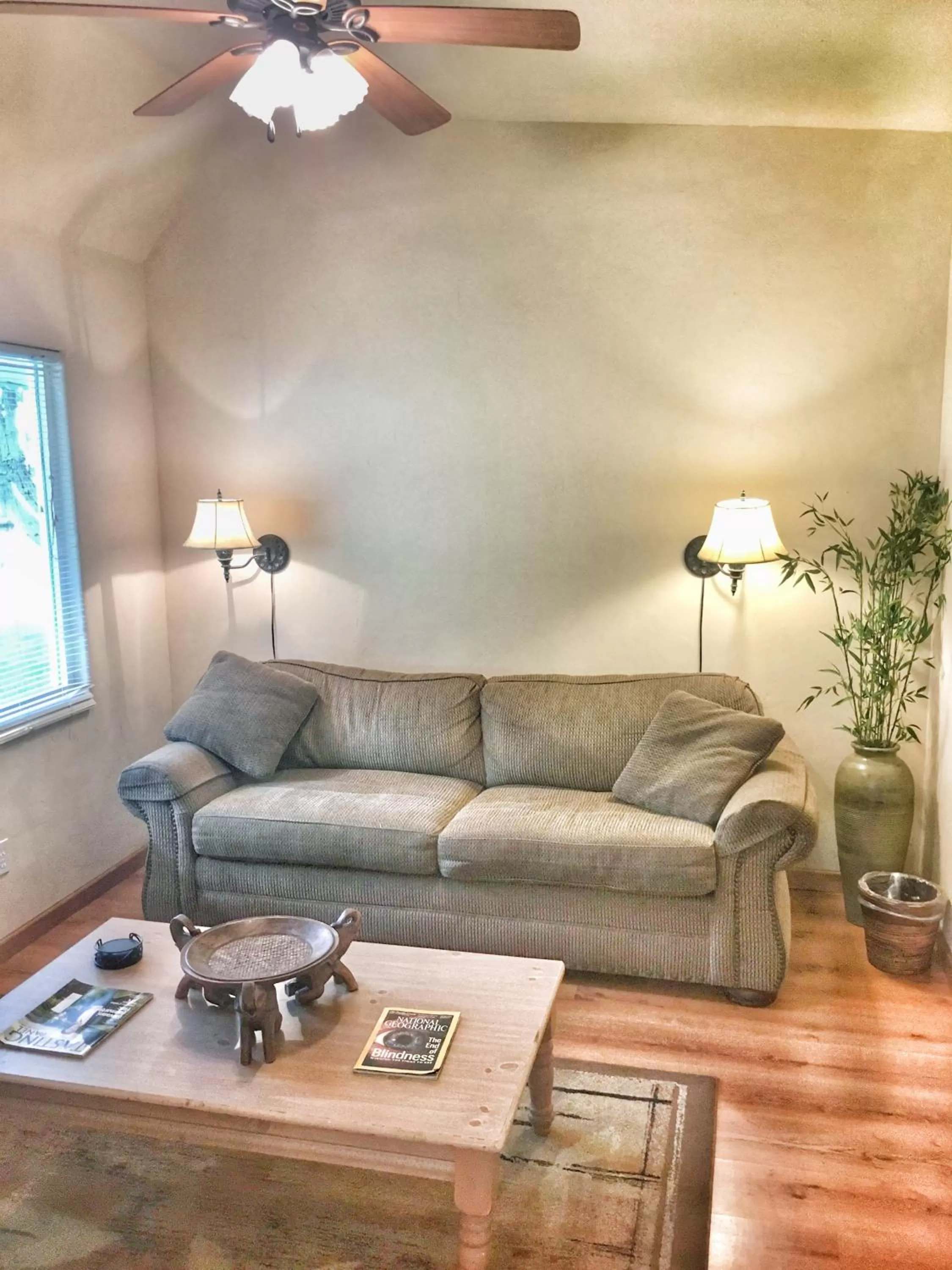 Seating area in The Islander Inn