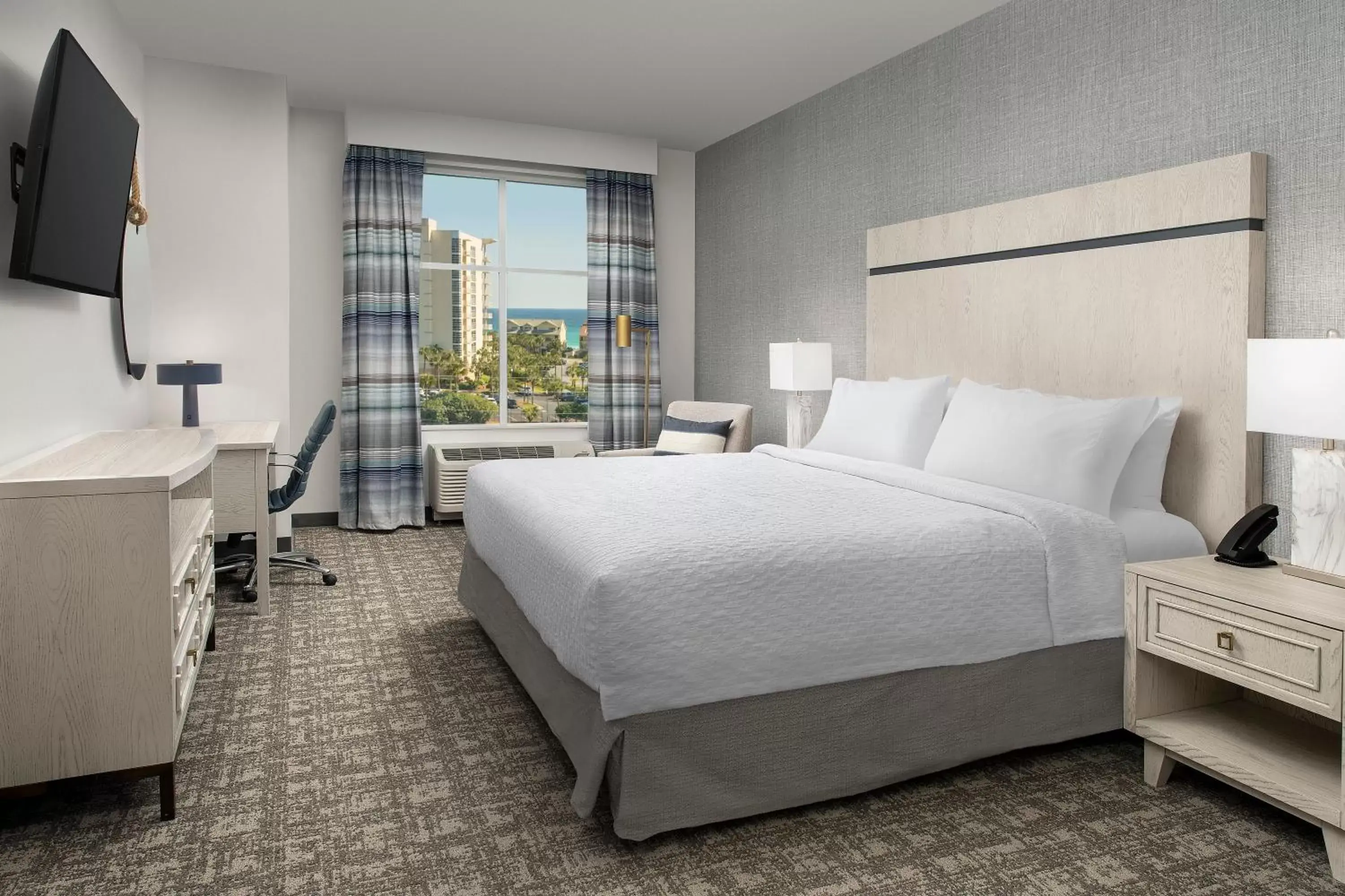 TV and multimedia, Bed in Homewood Suites By Hilton Destin